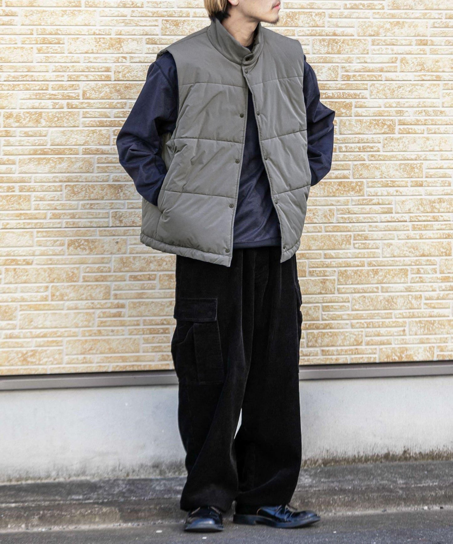 帶抽繩墊肩馬甲