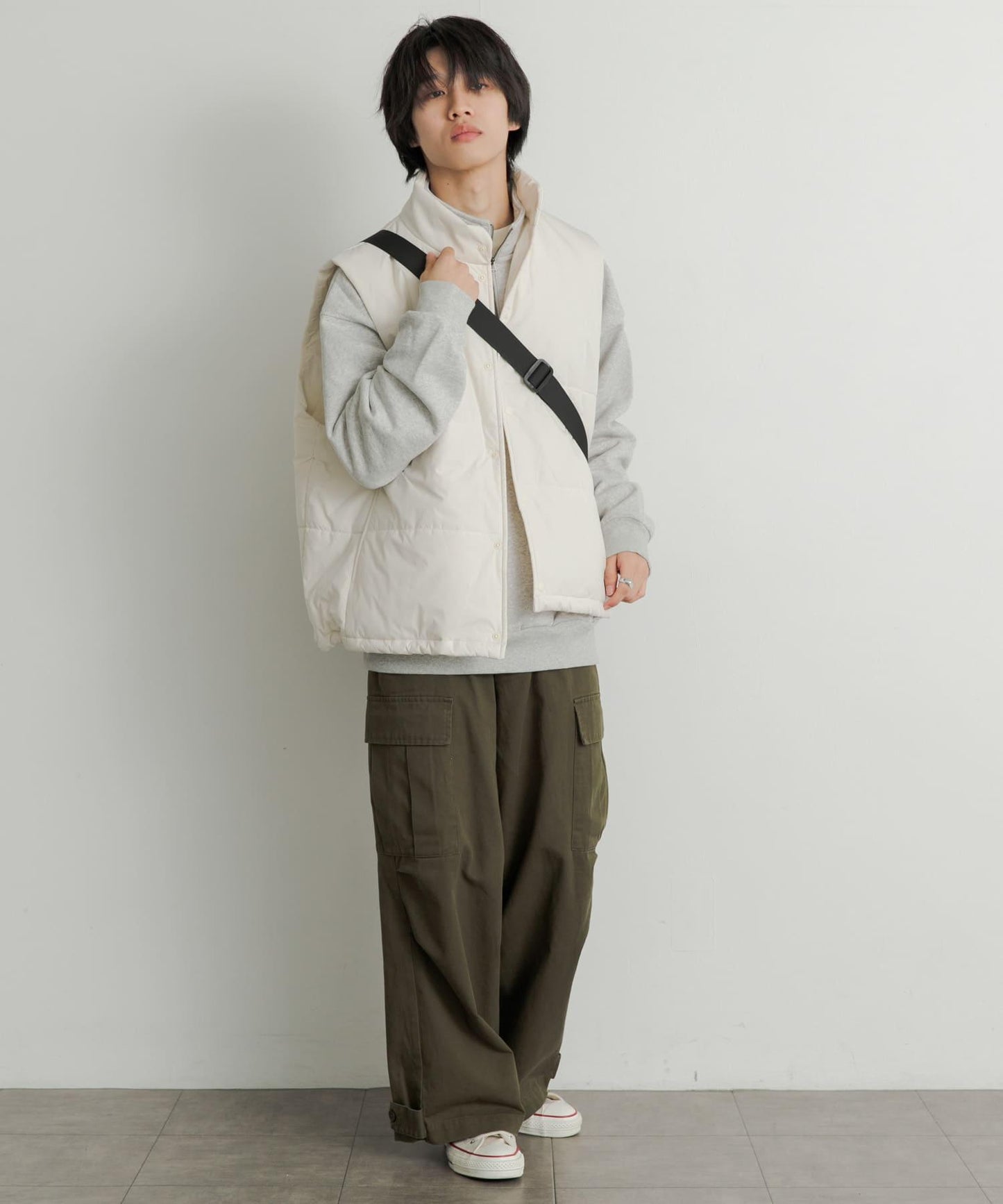 帶抽繩墊肩馬甲