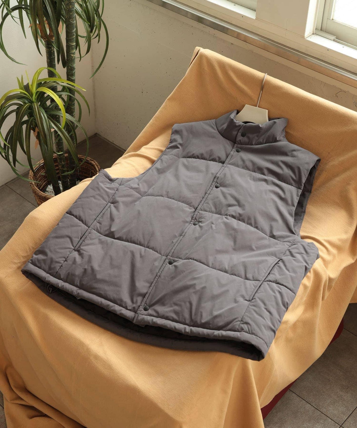 帶抽繩墊肩馬甲