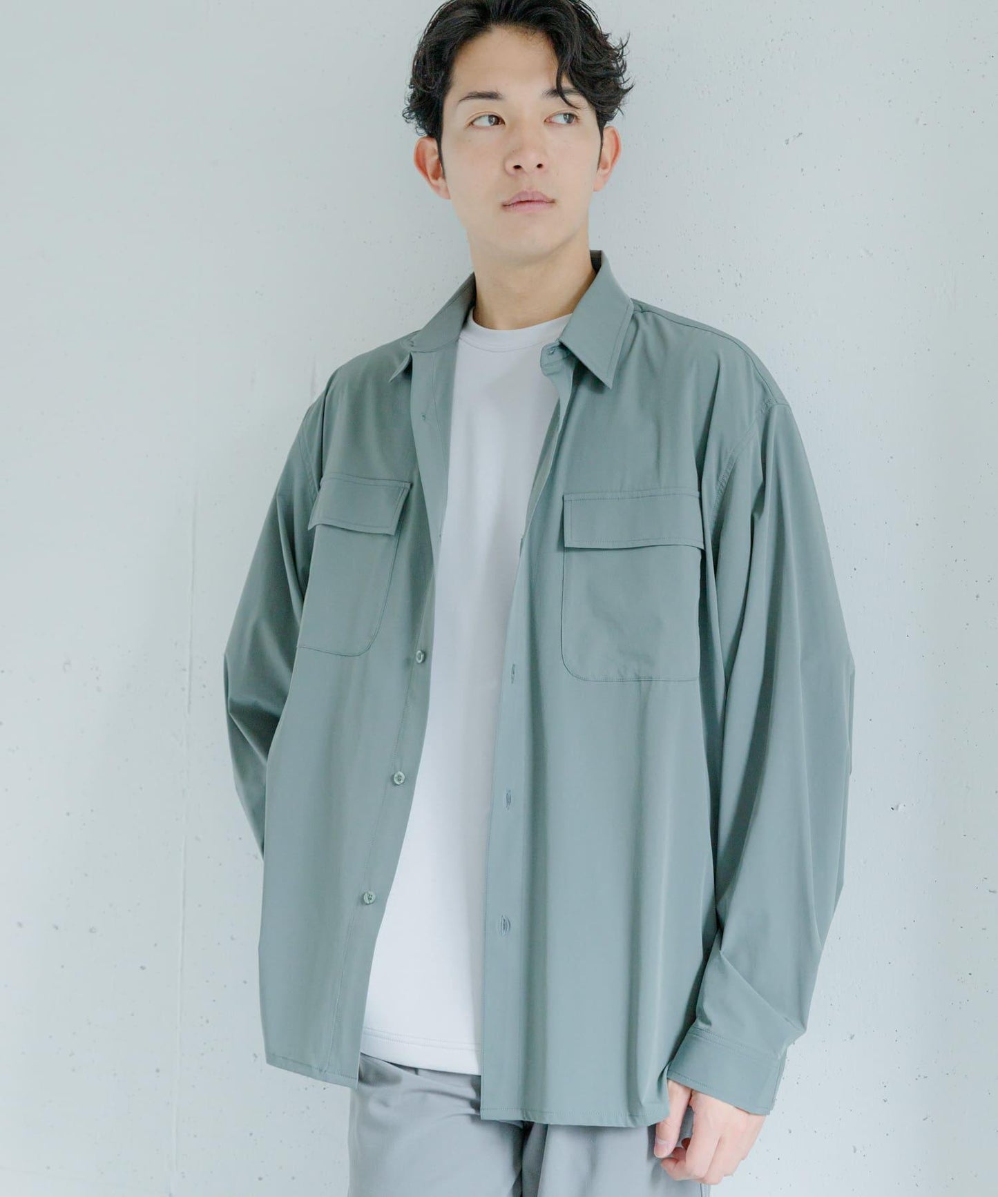 『UR TECH MoLight』雙口袋襯衫