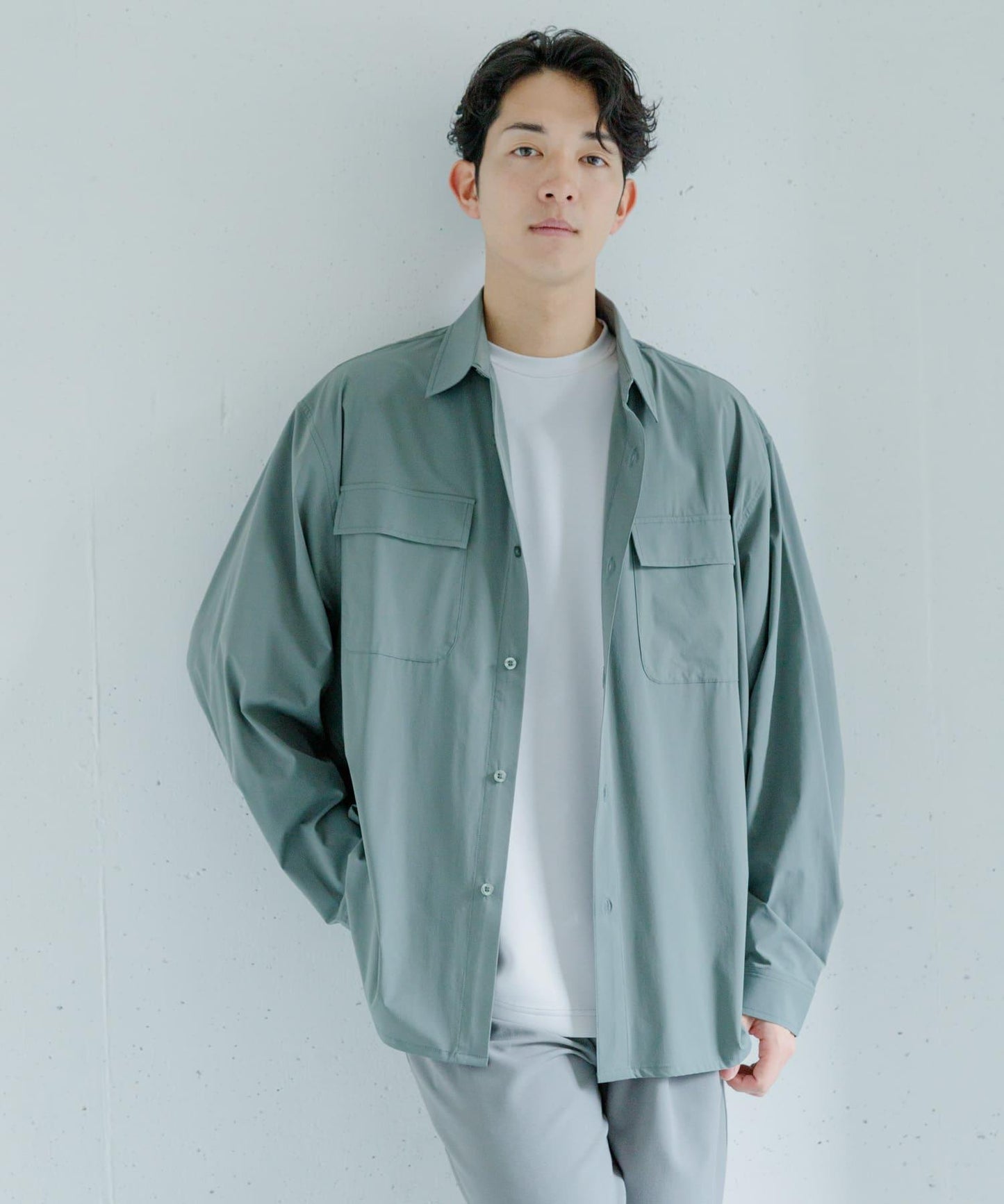 『UR TECH MoLight』雙口袋襯衫
