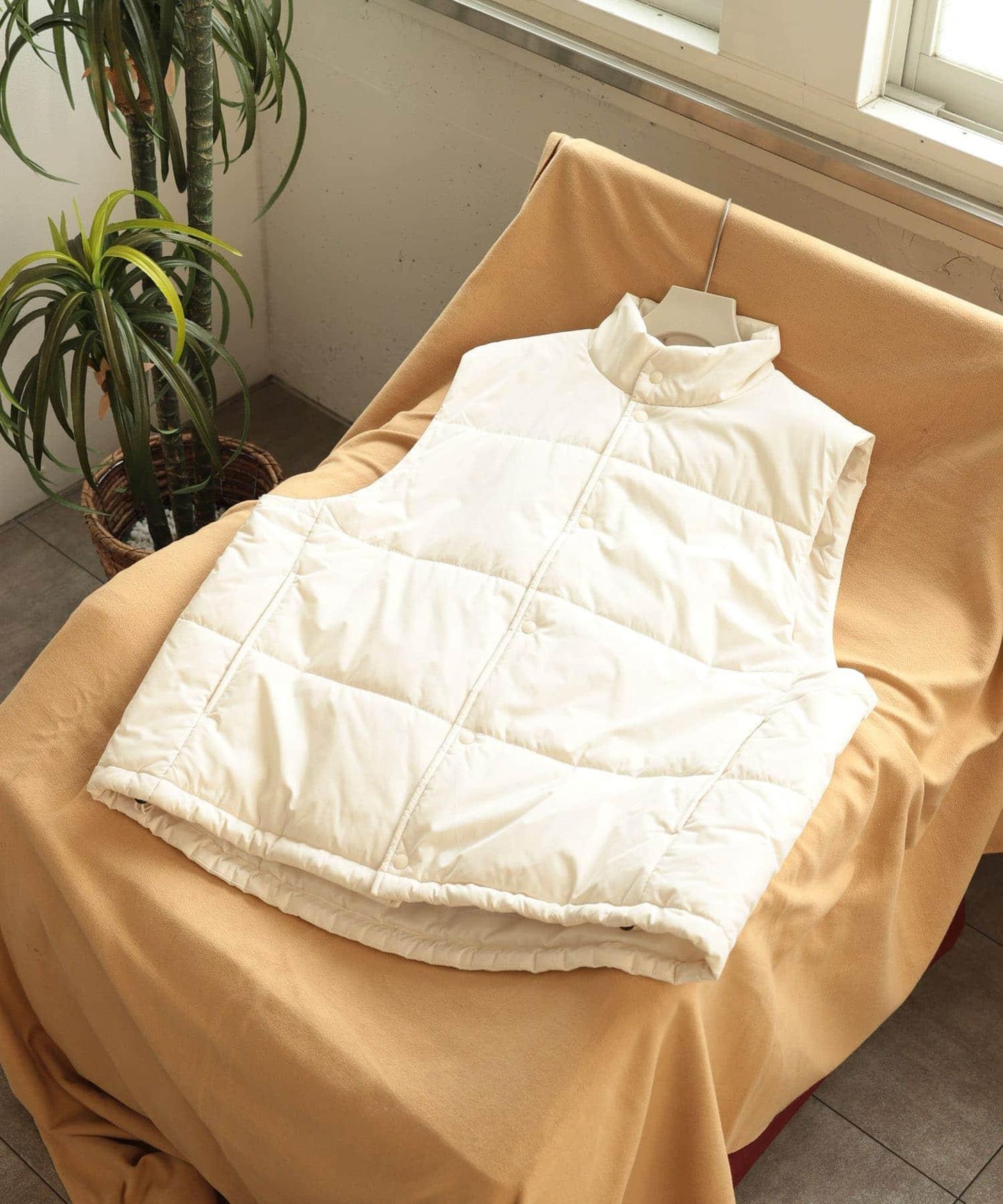 帶抽繩墊肩馬甲