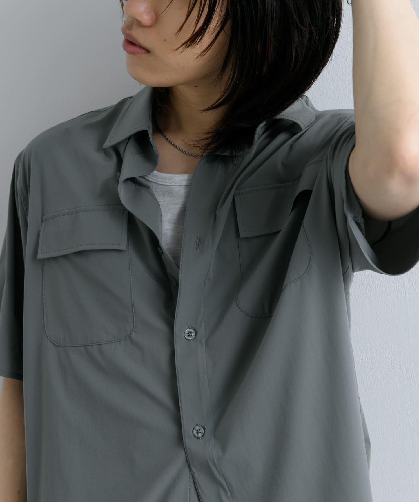 『UR TECH MoLight』雙口袋襯衫（五分袖）