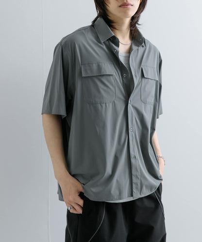 『UR TECH MoLight』雙口袋襯衫（五分袖）