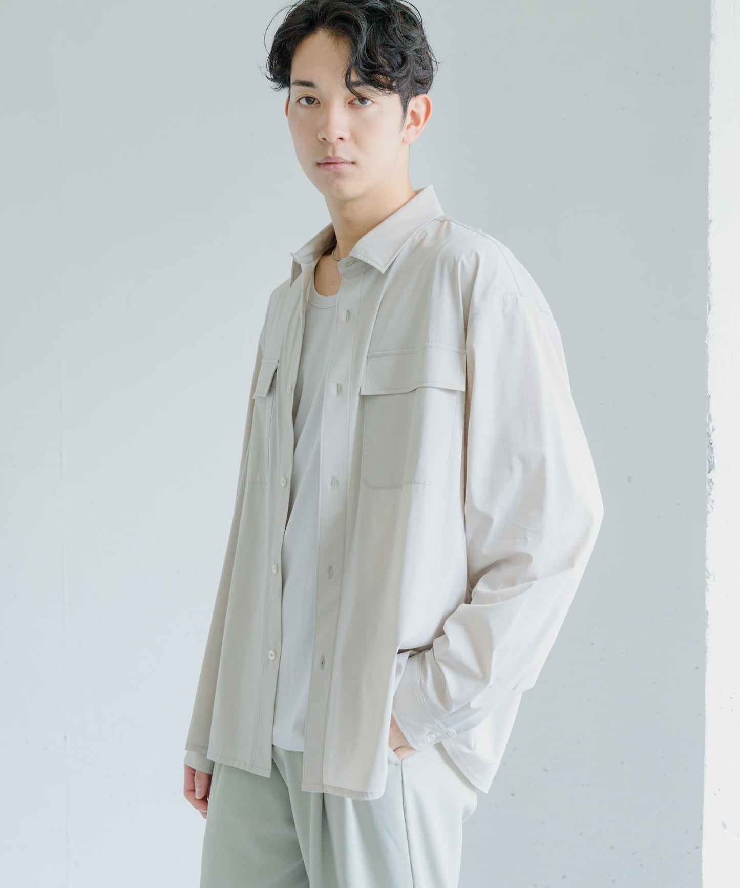 『UR TECH MoLight』雙口袋襯衫