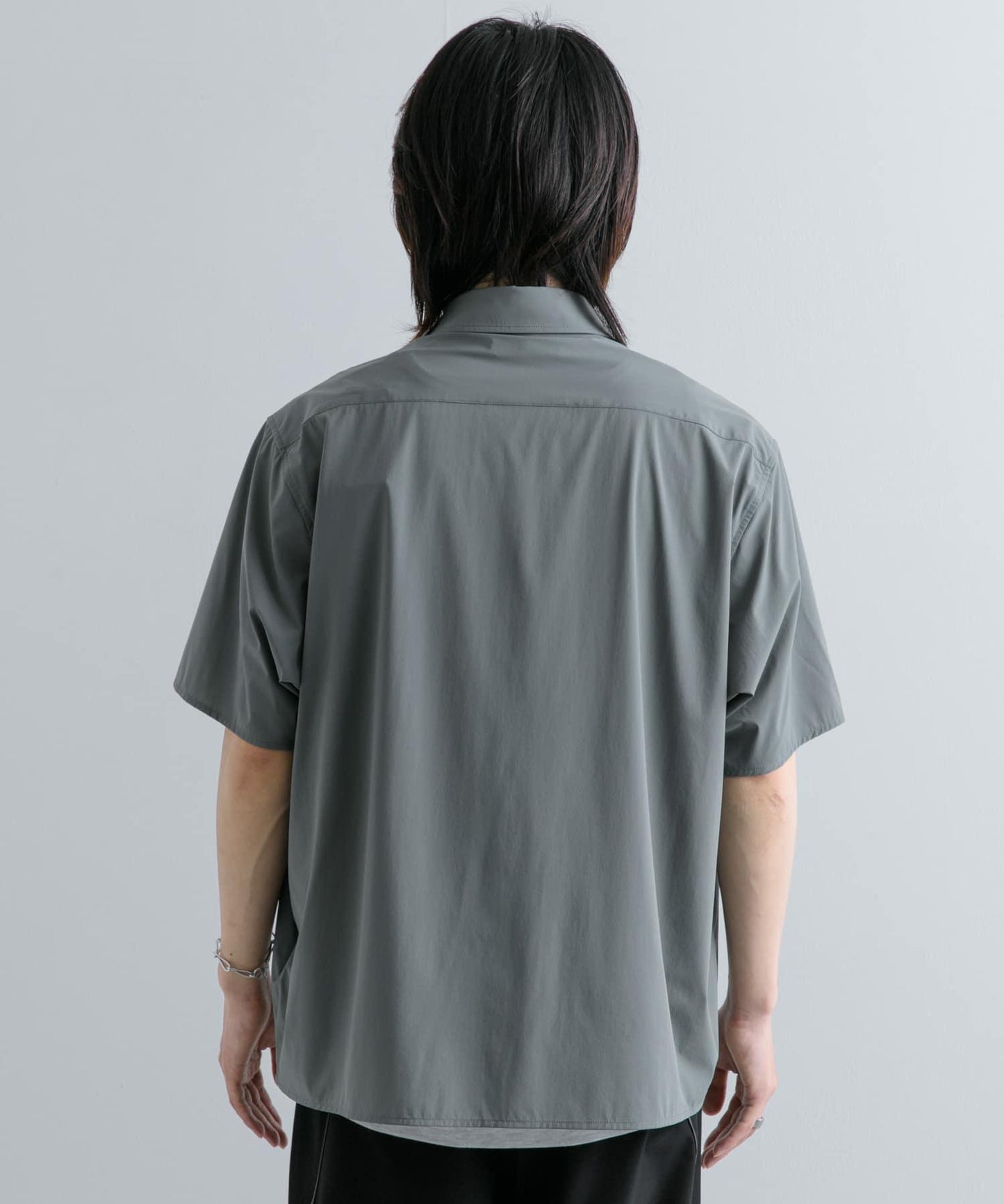 『UR TECH MoLight』雙口袋襯衫（五分袖）