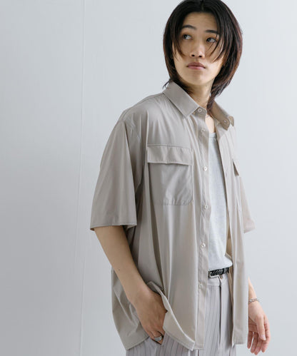 『UR TECH MoLight』雙口袋襯衫（五分袖）