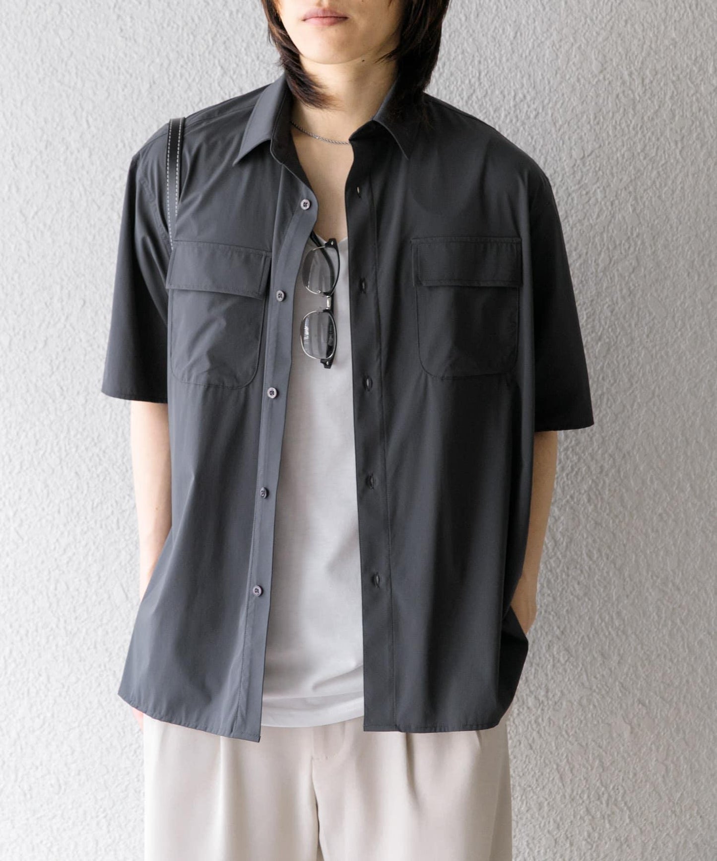 『UR TECH MoLight』雙口袋襯衫（五分袖）