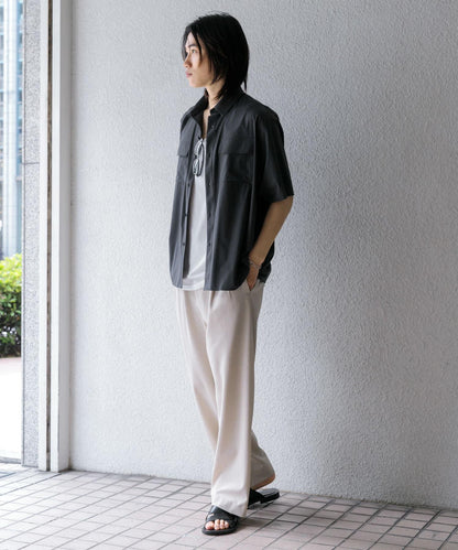 『UR TECH MoLight』雙口袋襯衫（五分袖）