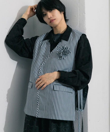 hxcyyd × SOP 條紋花卉胸花襯衫馬甲（男女同款）