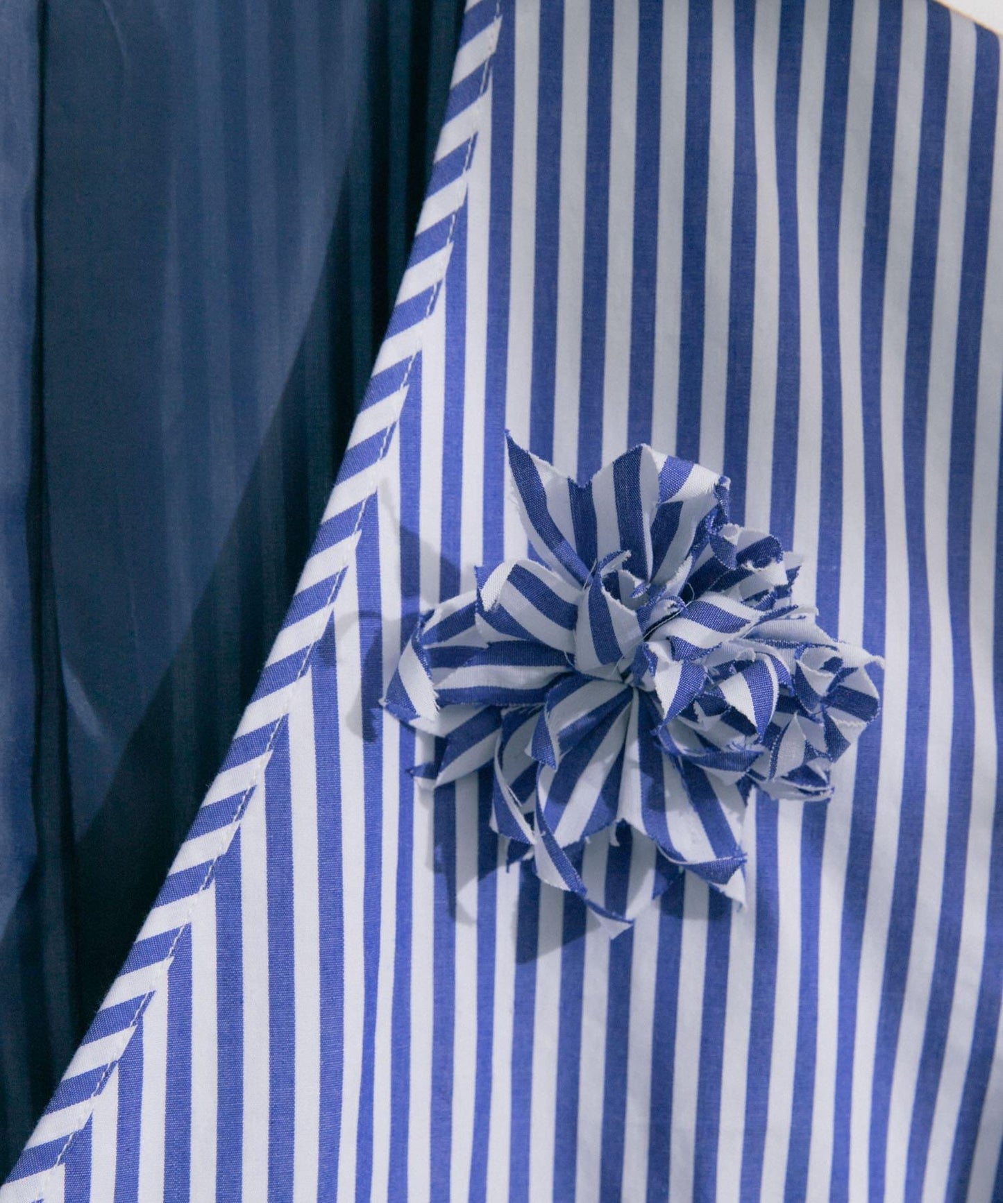 hxcyyd × SOP 條紋花卉胸花襯衫馬甲（男女同款）