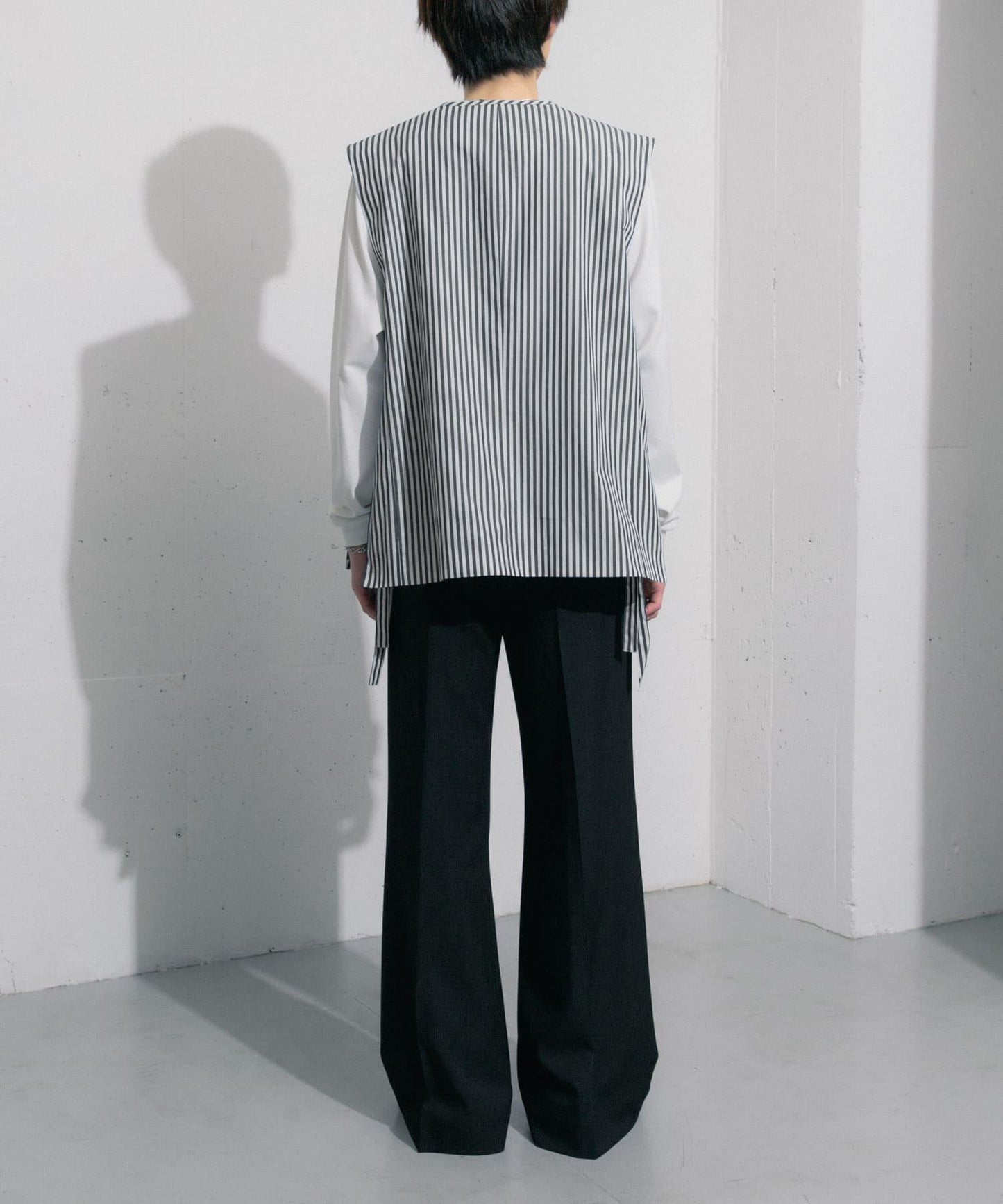 hxcyyd × SOP 條紋花卉胸花襯衫馬甲（男女同款）