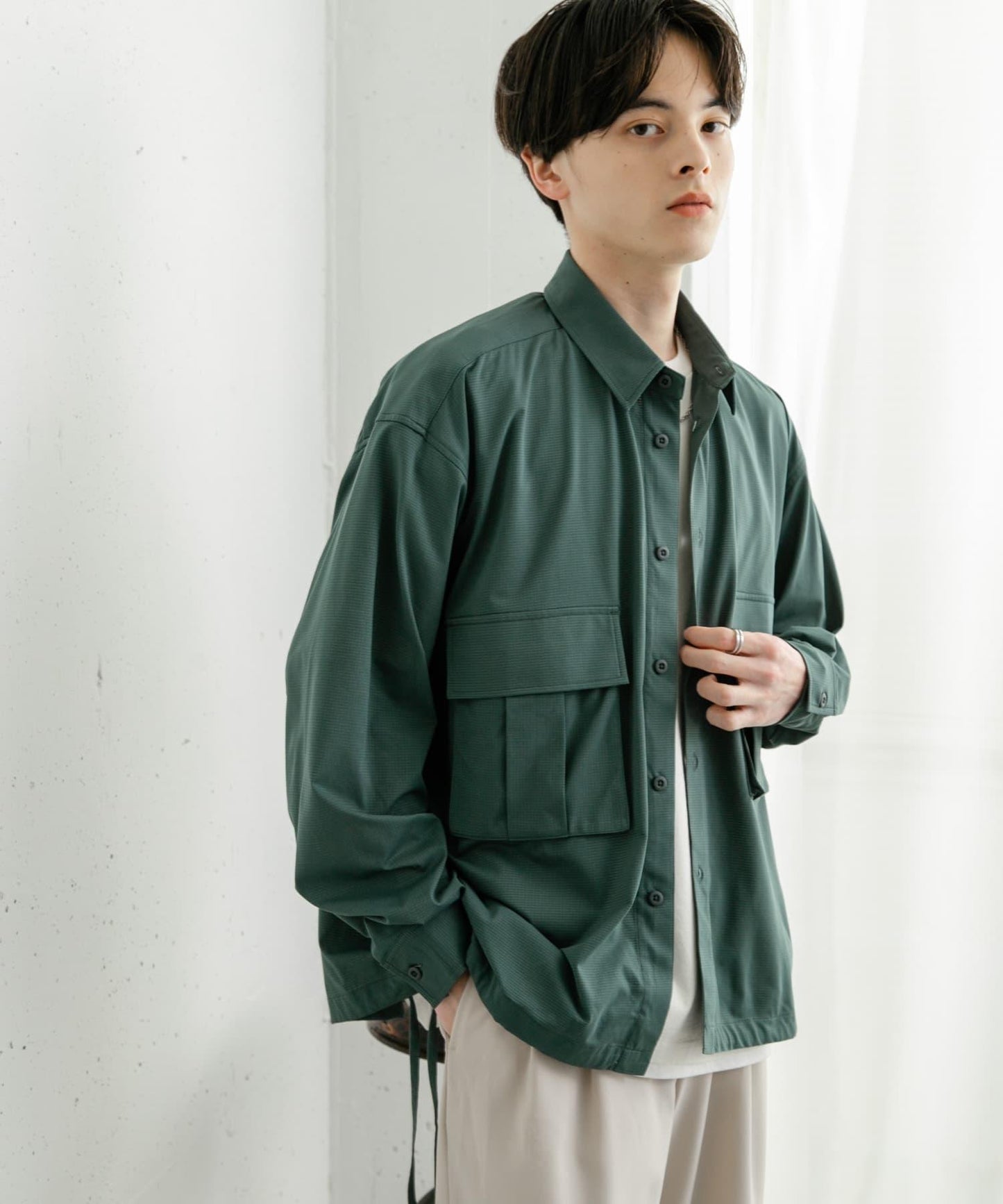 波點網紗雙口袋長袖襯衫