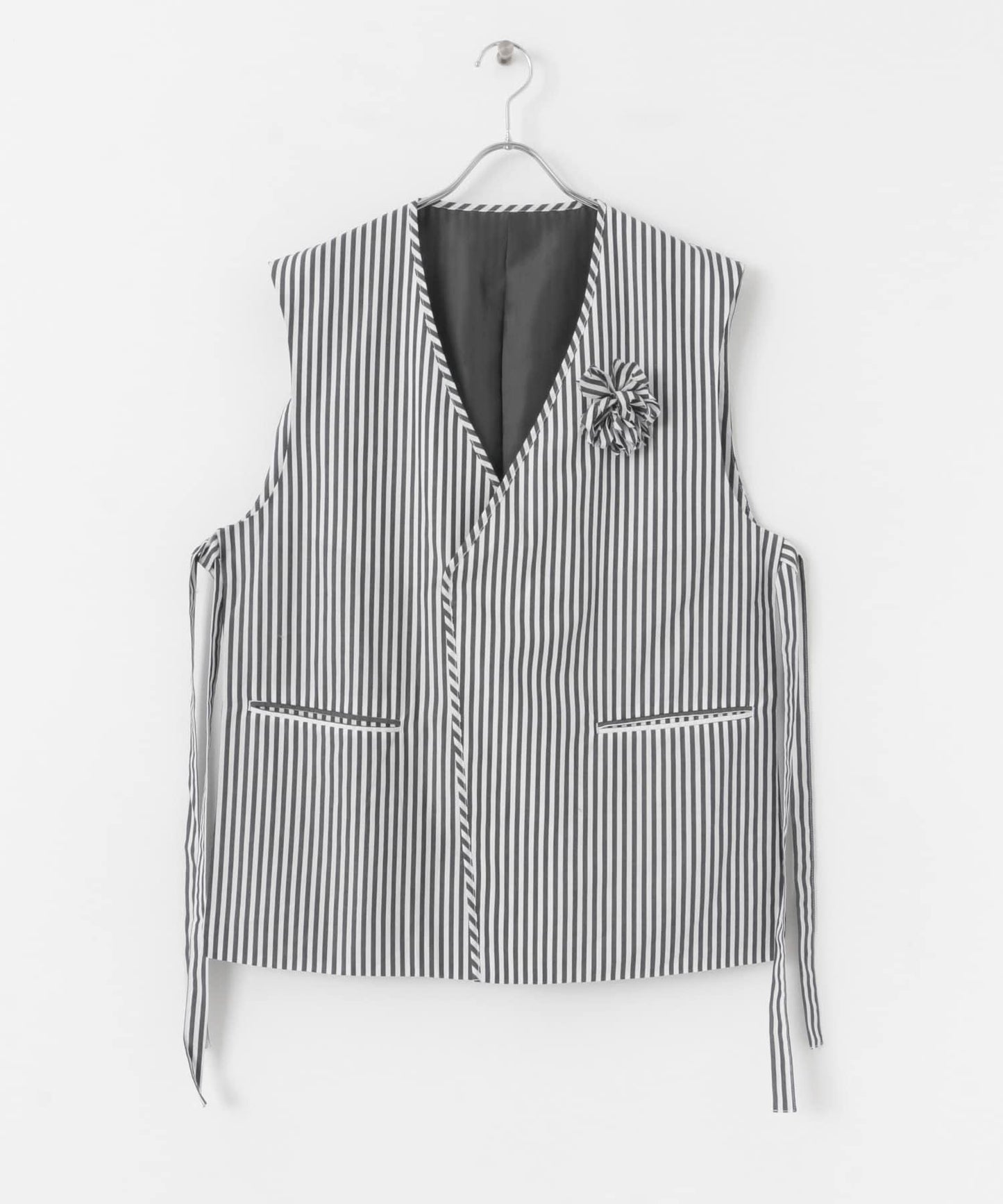 hxcyyd × SOP 條紋花卉胸花襯衫馬甲（男女同款）