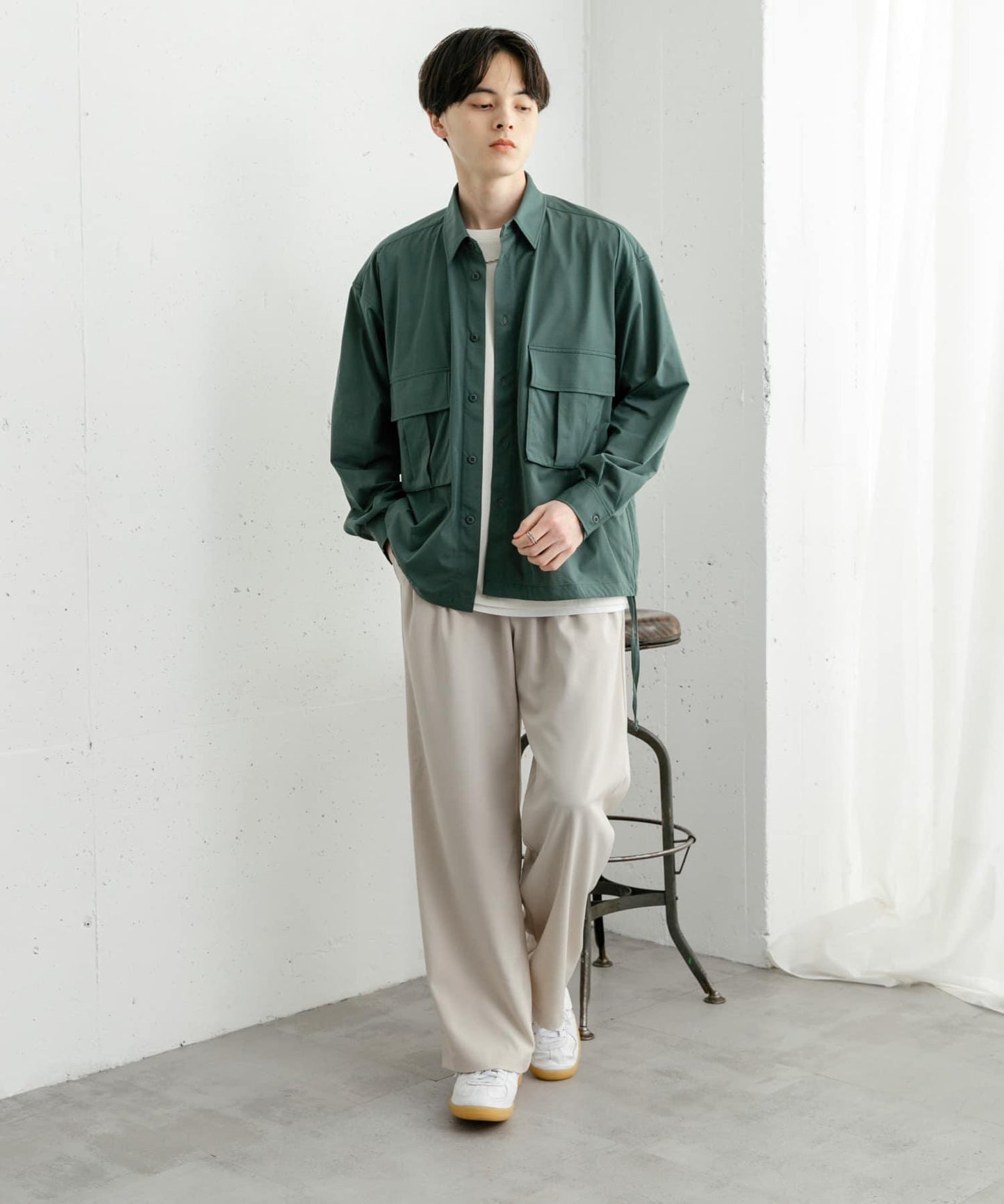 波點網紗雙口袋長袖襯衫