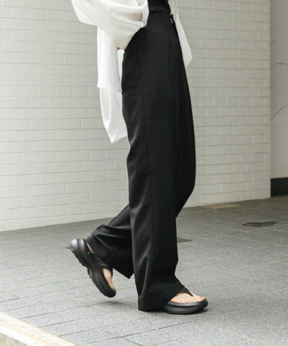 UR TECH DRYLUXE仿亞麻寬鬆長褲