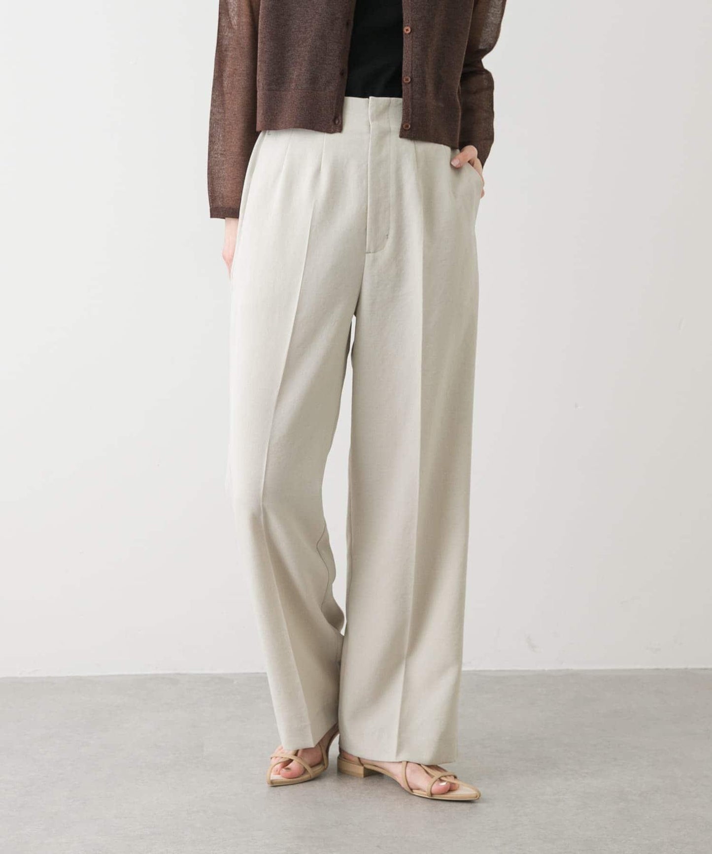 UR TECH DRYLUXE仿亞麻寬鬆長褲