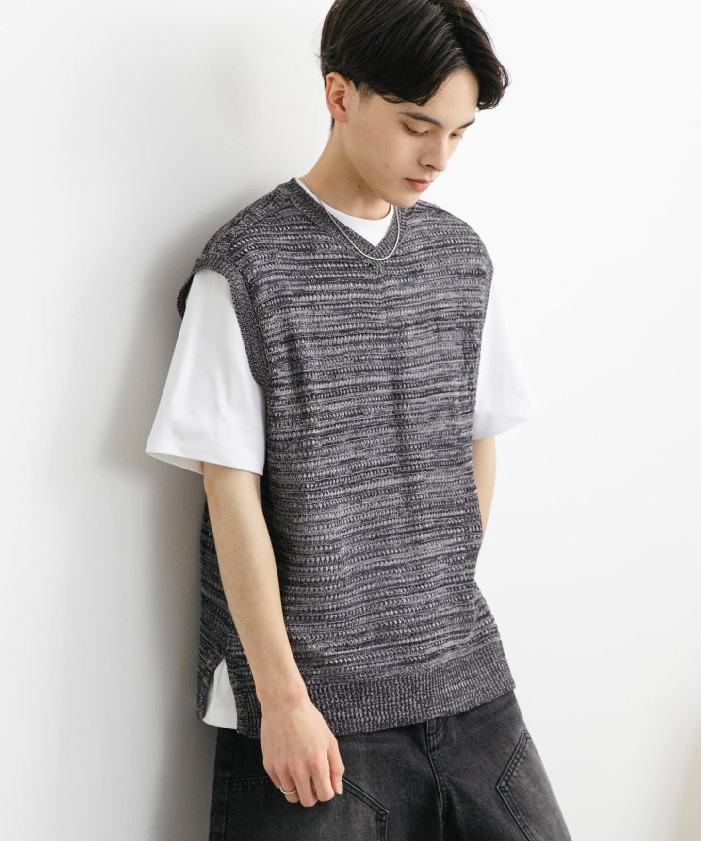 混色V領針織背心