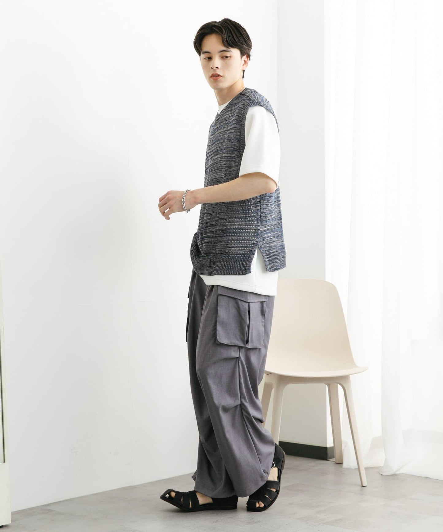 混色V領針織背心