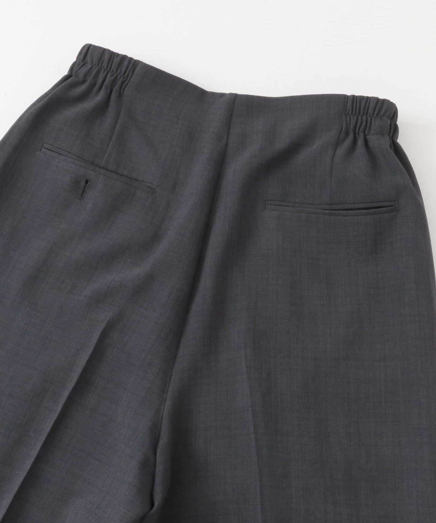 UR TECH DRYLUXE仿亞麻寬鬆長褲