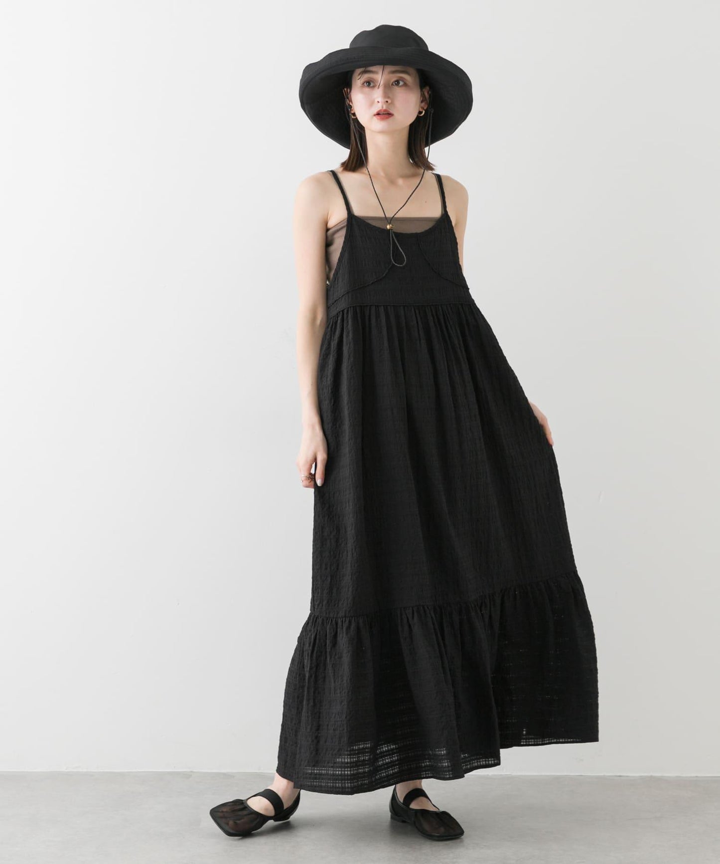 格紋提花吊帶連衣裙