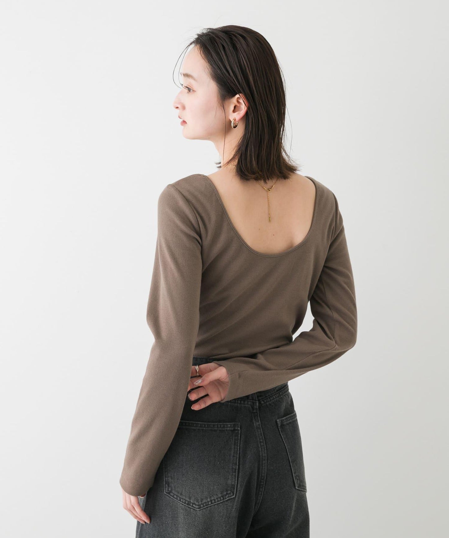 帶胸墊後背開口羅紋上衣