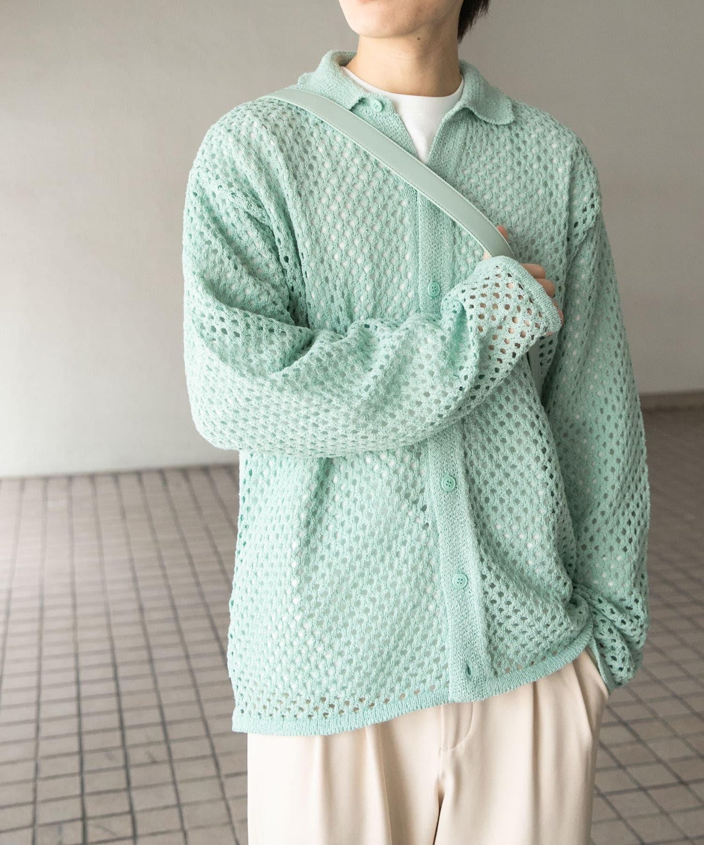 中性款網眼拼接翻領開衫