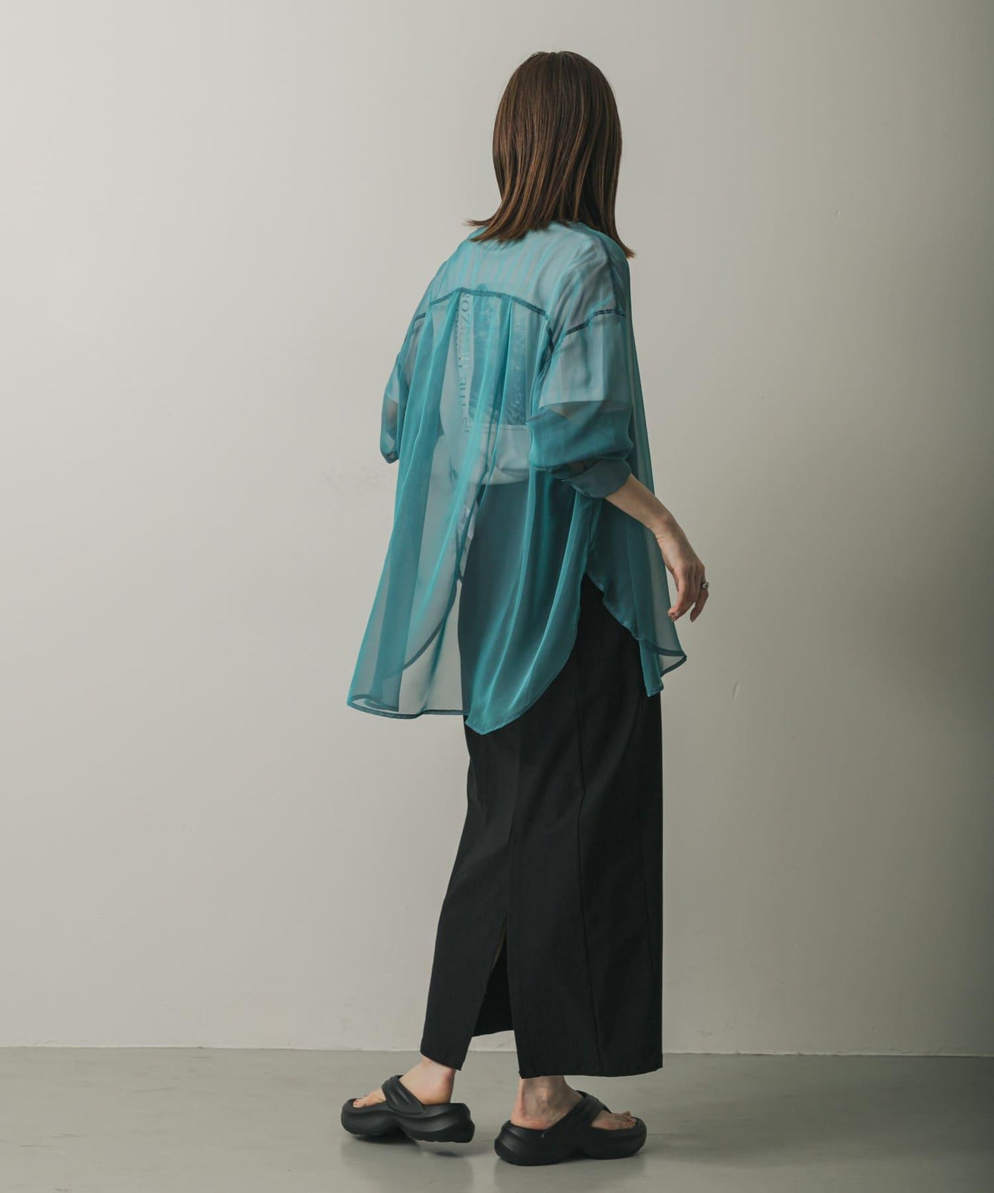 立領香檳色薄紗襯衫