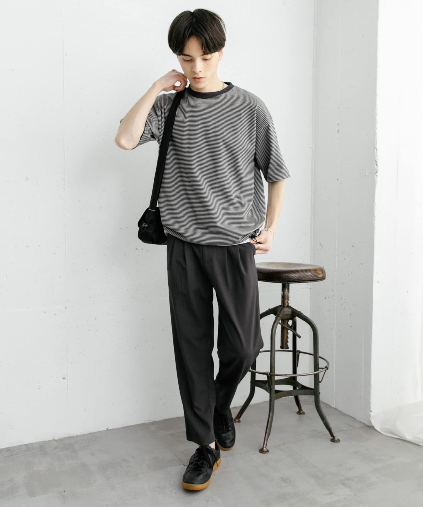 中性款抽繩短袖T恤