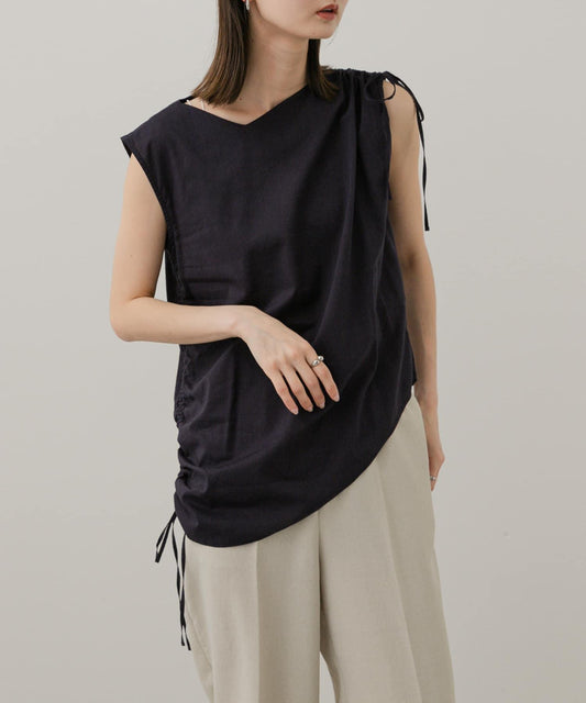 不對稱褶皺上衣