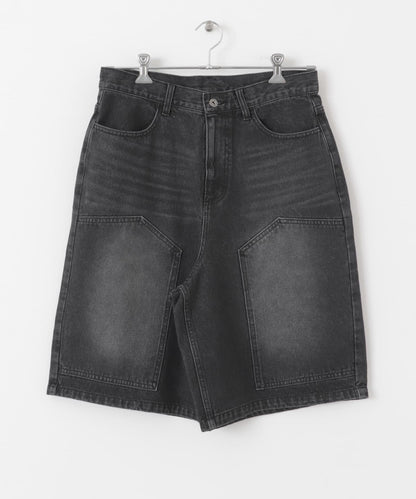 雙膝寬鬆牛仔短褲