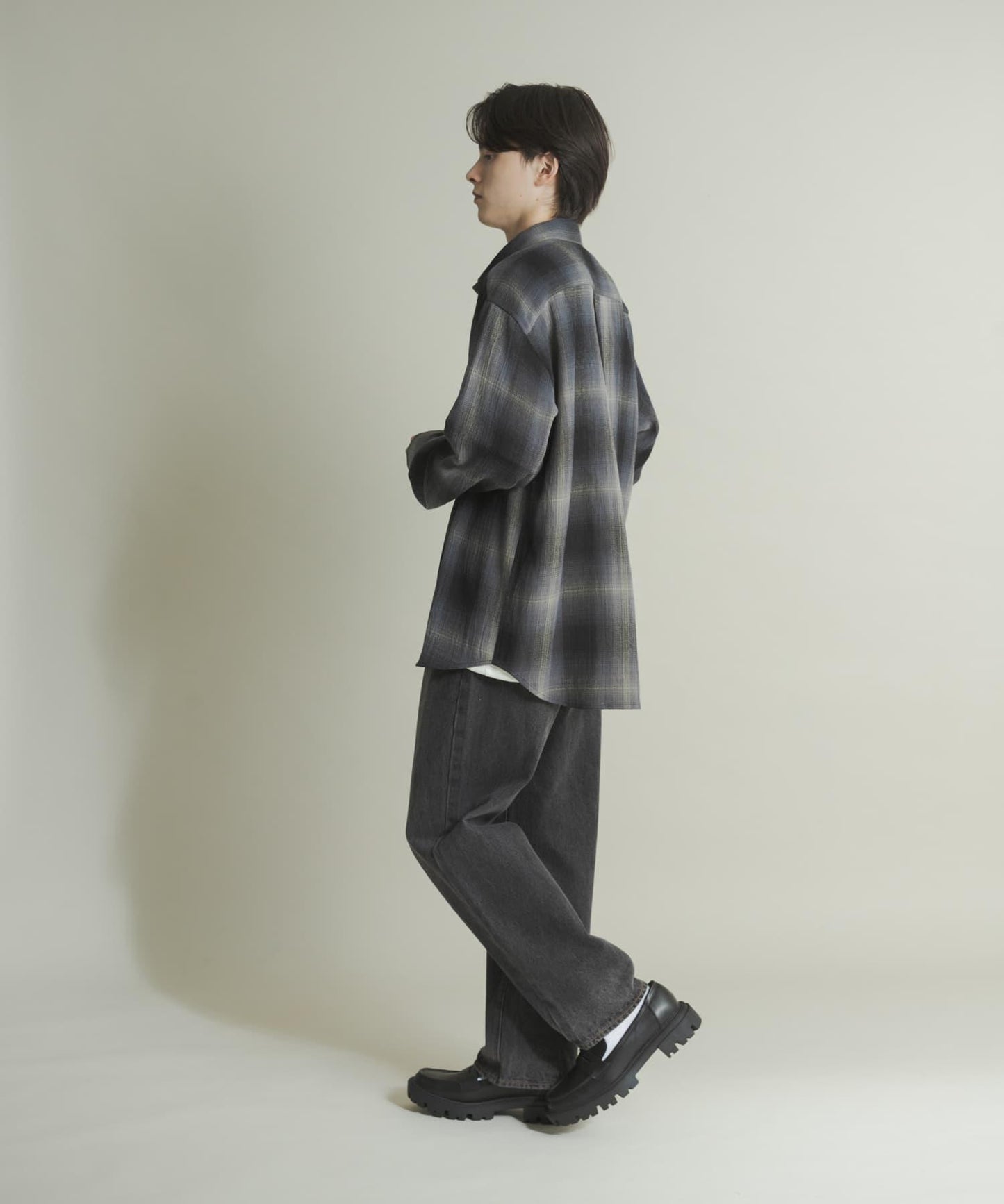 硬質水洗牛仔寬腿褲