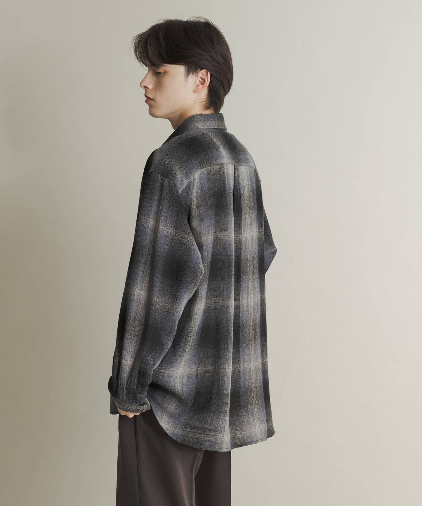 漸變格紋常規領襯衫