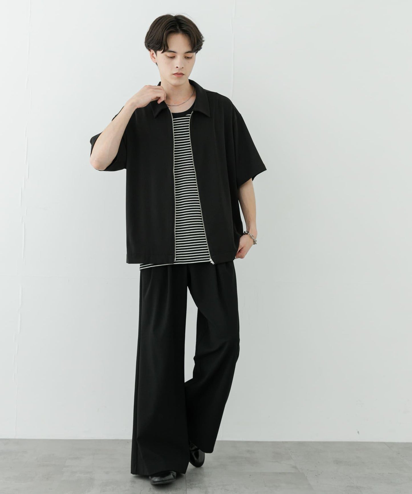 2褶寬鬆喇叭西裝褲