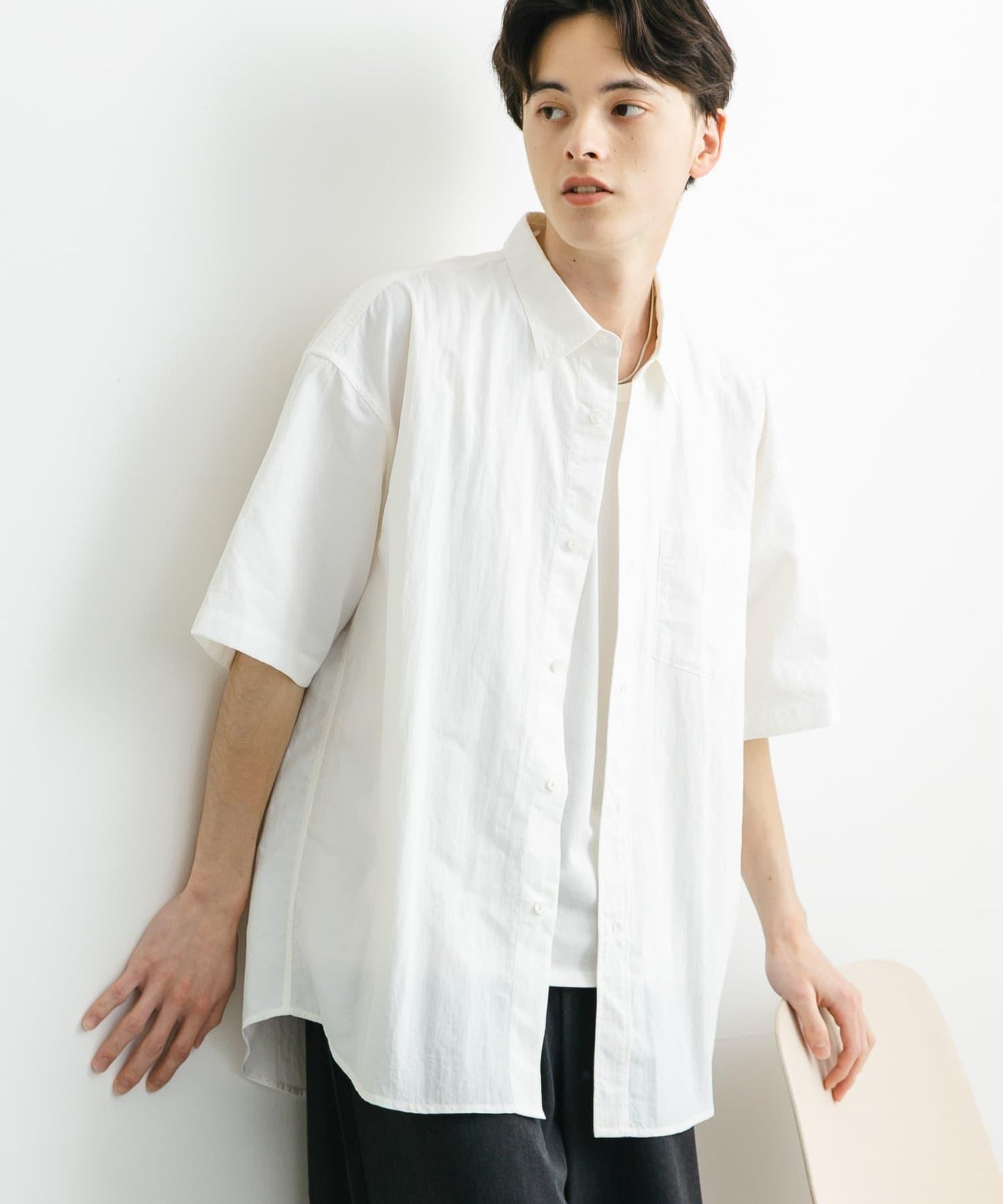 尼龍常規領寬鬆短袖襯衫