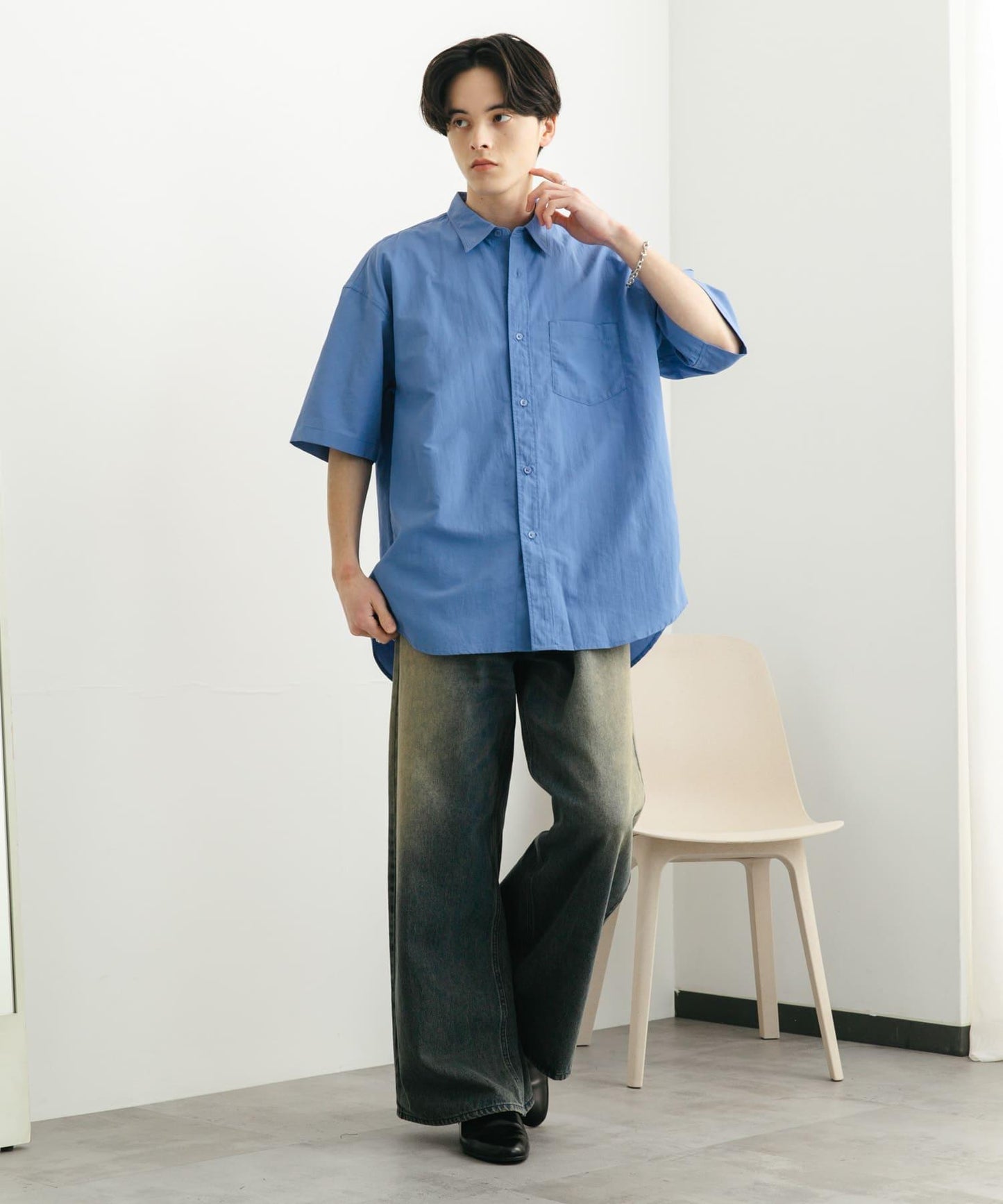 尼龍常規領寬鬆短袖襯衫