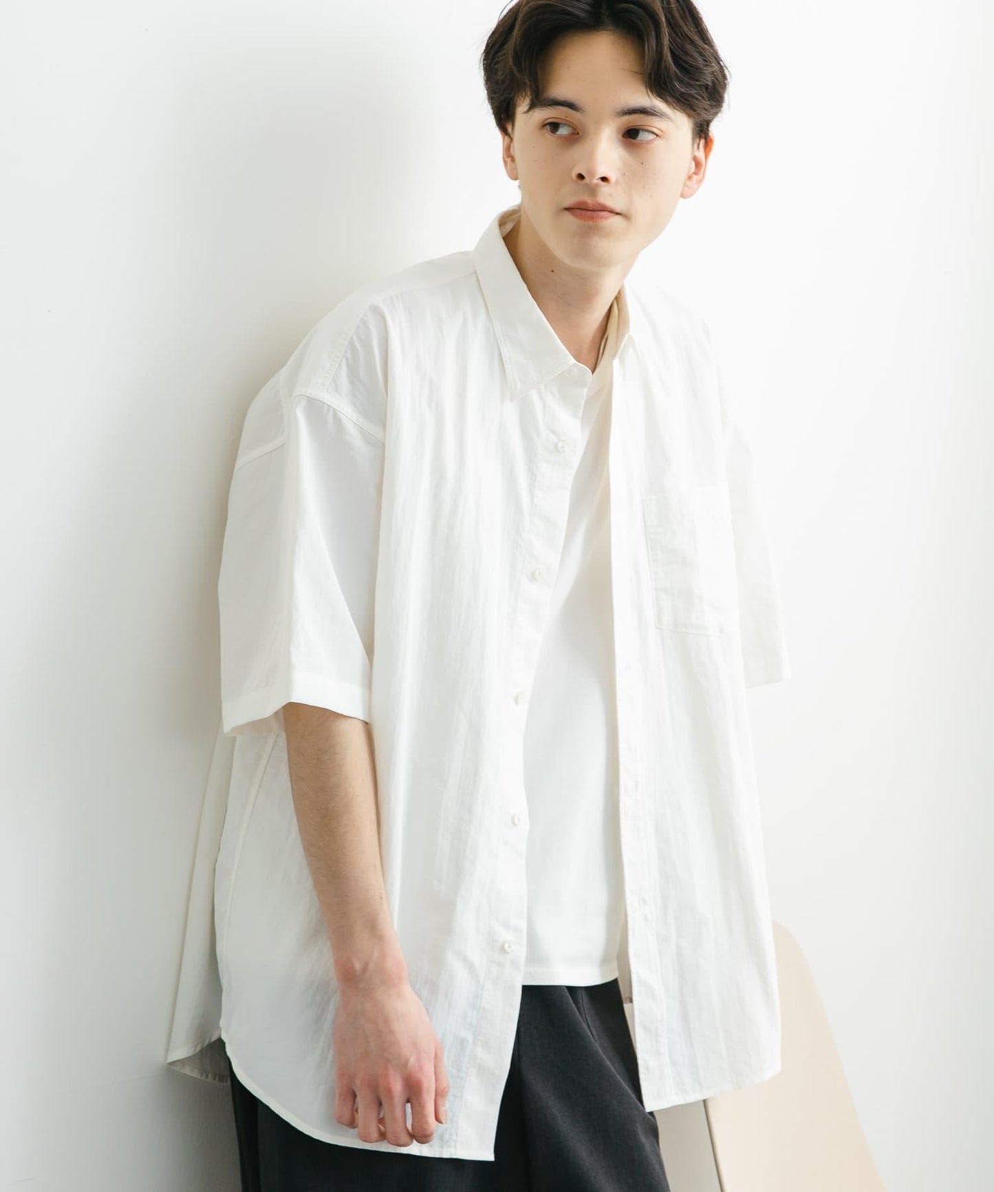 尼龍常規領寬鬆短袖襯衫