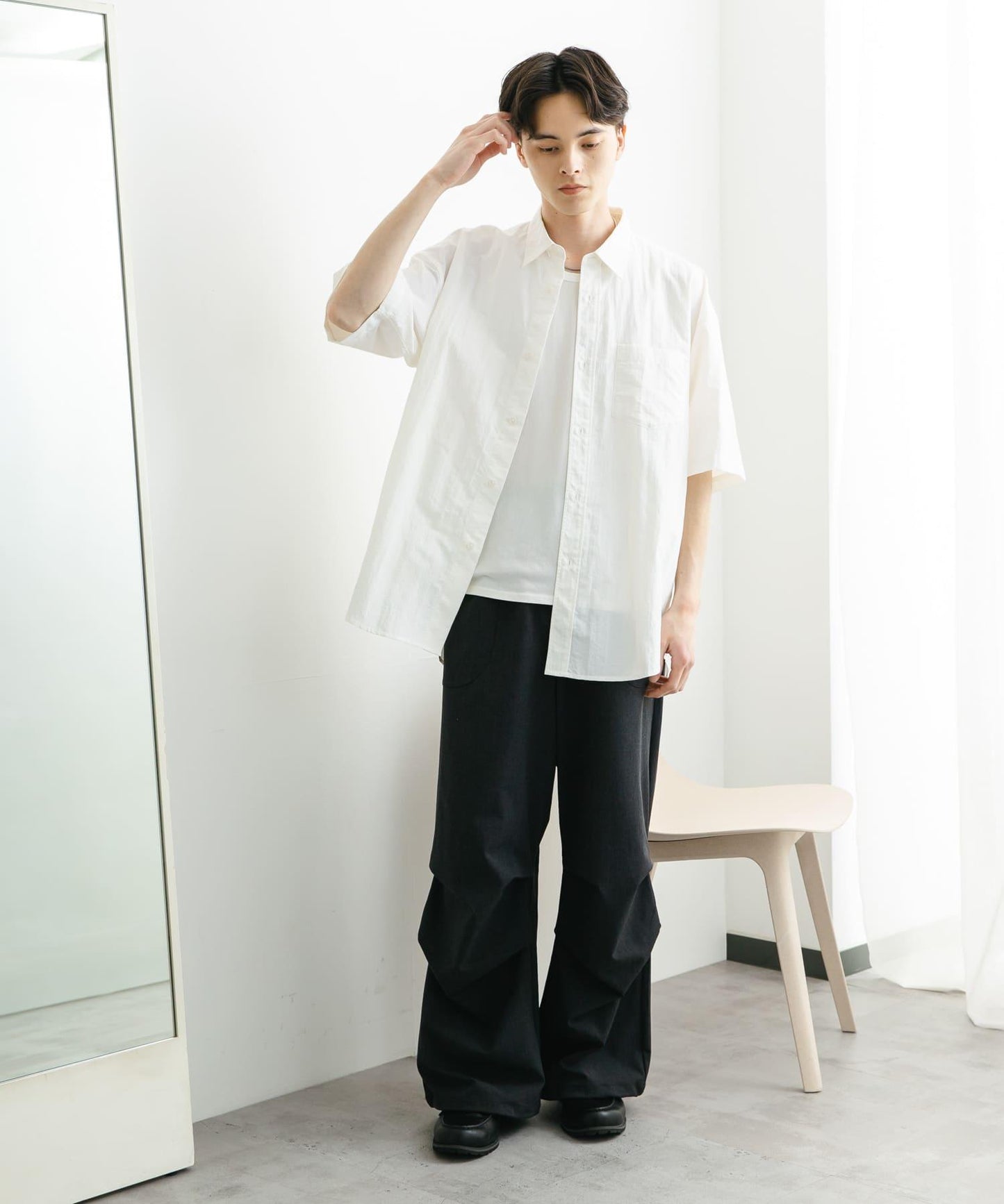 尼龍常規領寬鬆短袖襯衫