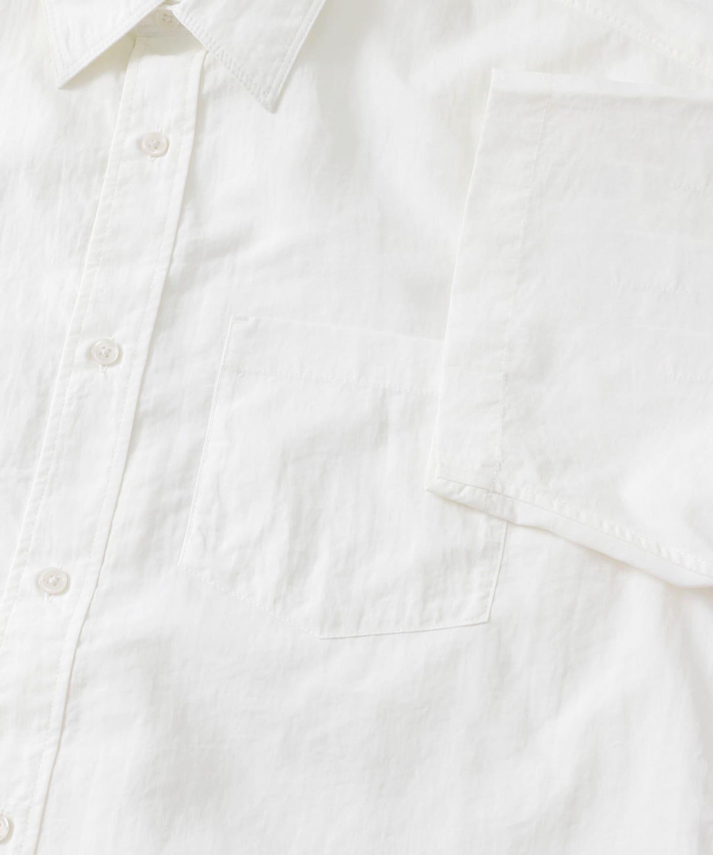 尼龍常規領寬鬆短袖襯衫