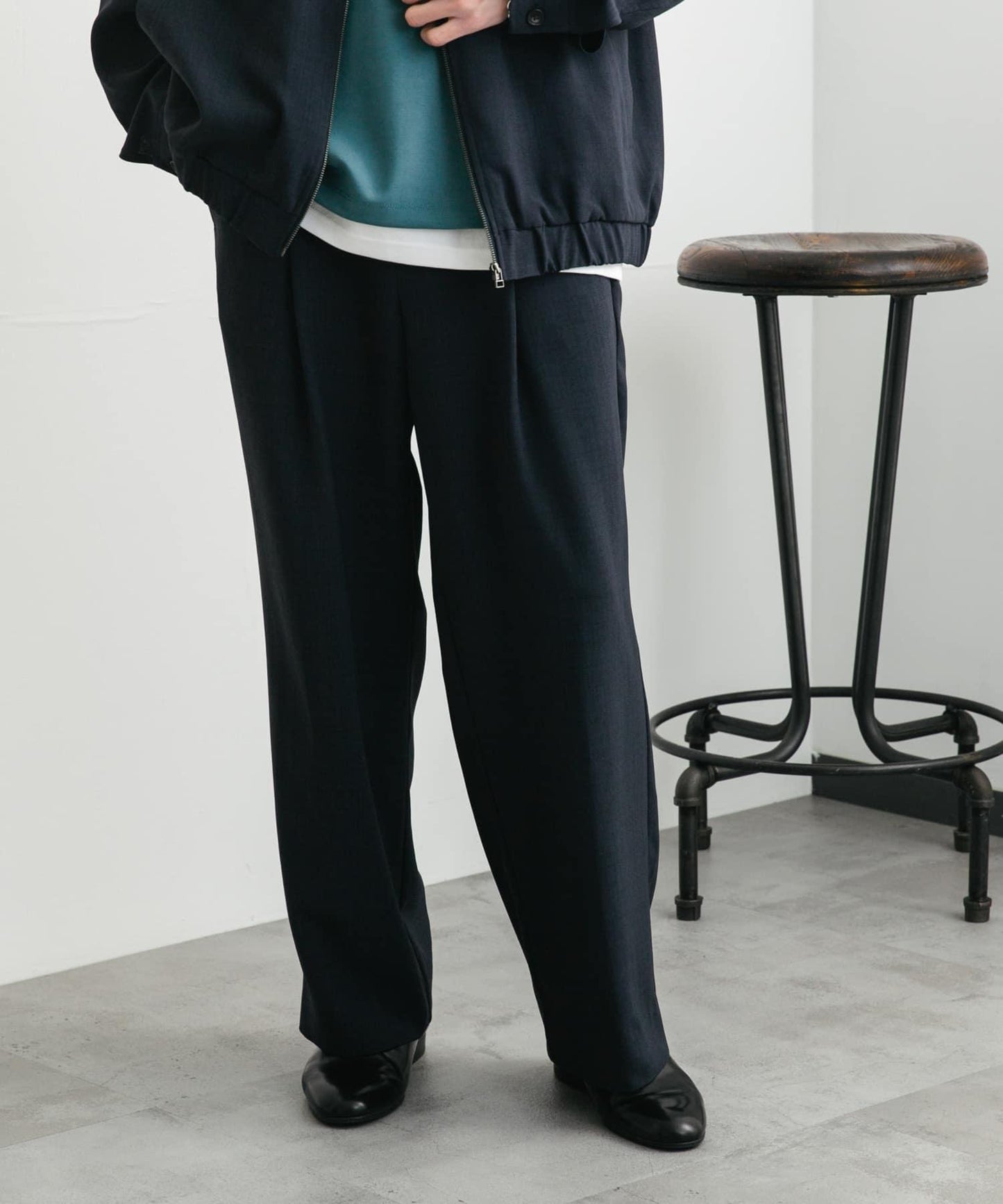 UR TECH DRYLUXE 亞麻風寬鬆長褲