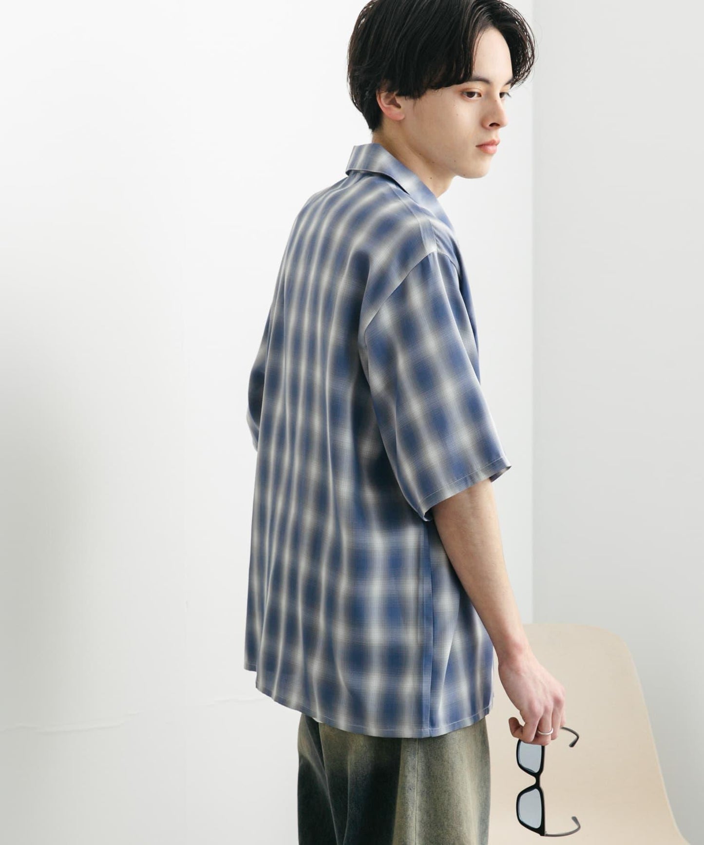 中性漸變格紋短袖襯衫