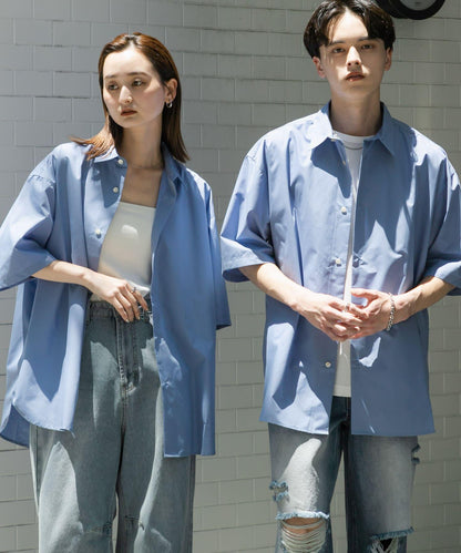 中性寬鬆版常規領短袖襯衫