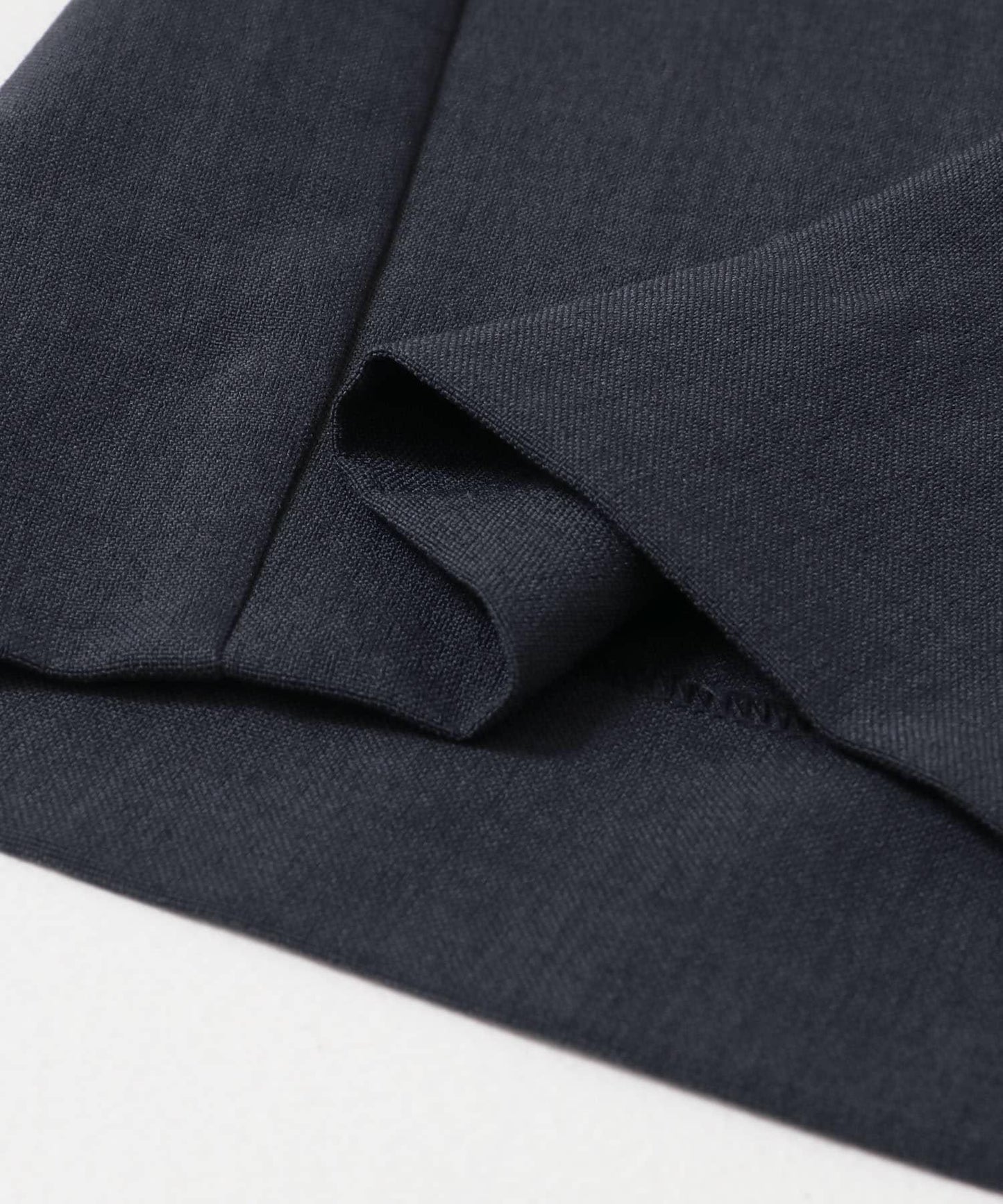 UR TECH DRYLUXE 亞麻風寬鬆長褲