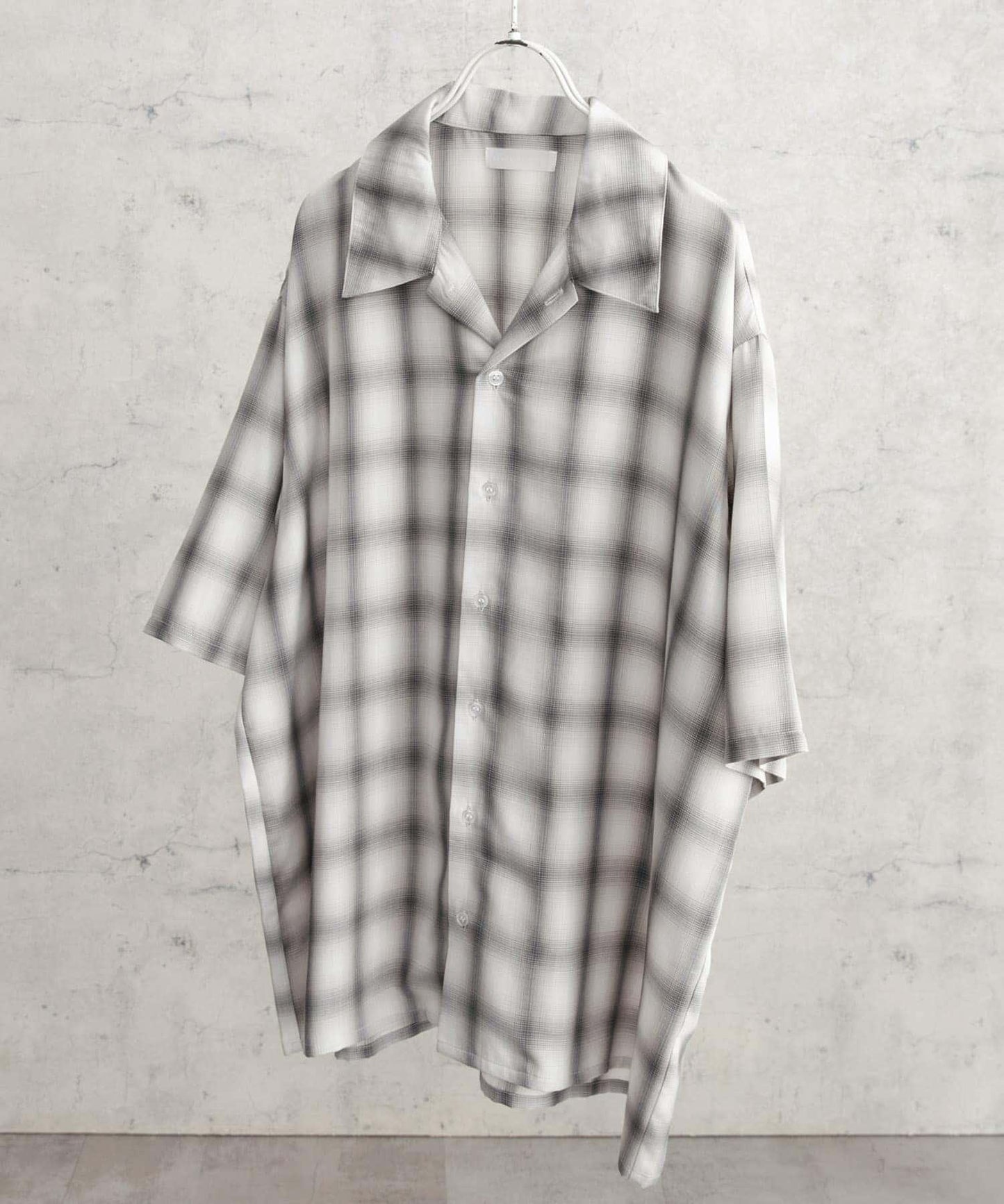 中性漸變格紋短袖襯衫