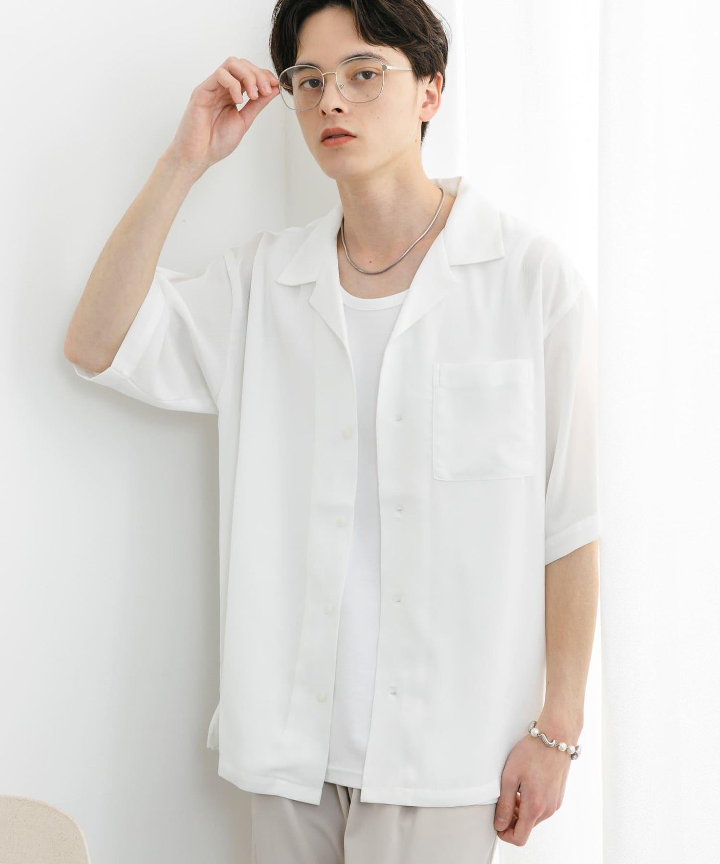 中性透視褶皺開領襯衫