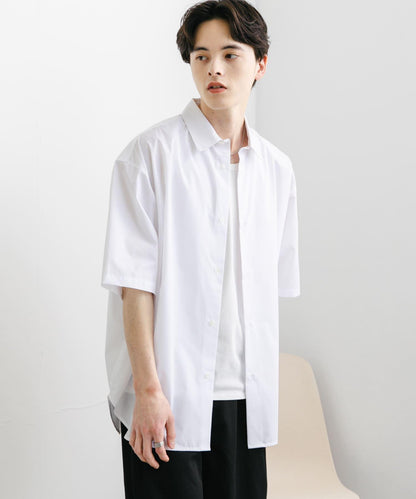 中性寬鬆版常規領短袖襯衫