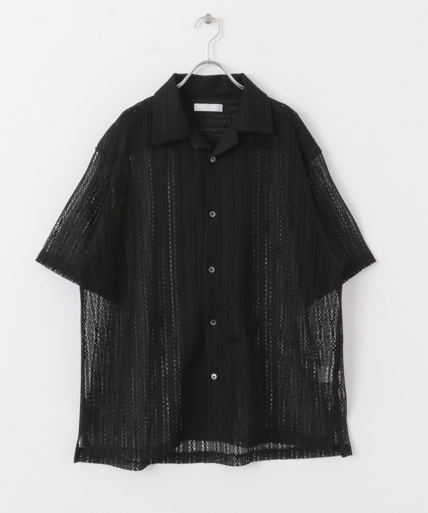 中性款拼色蕾絲開領短袖襯衫