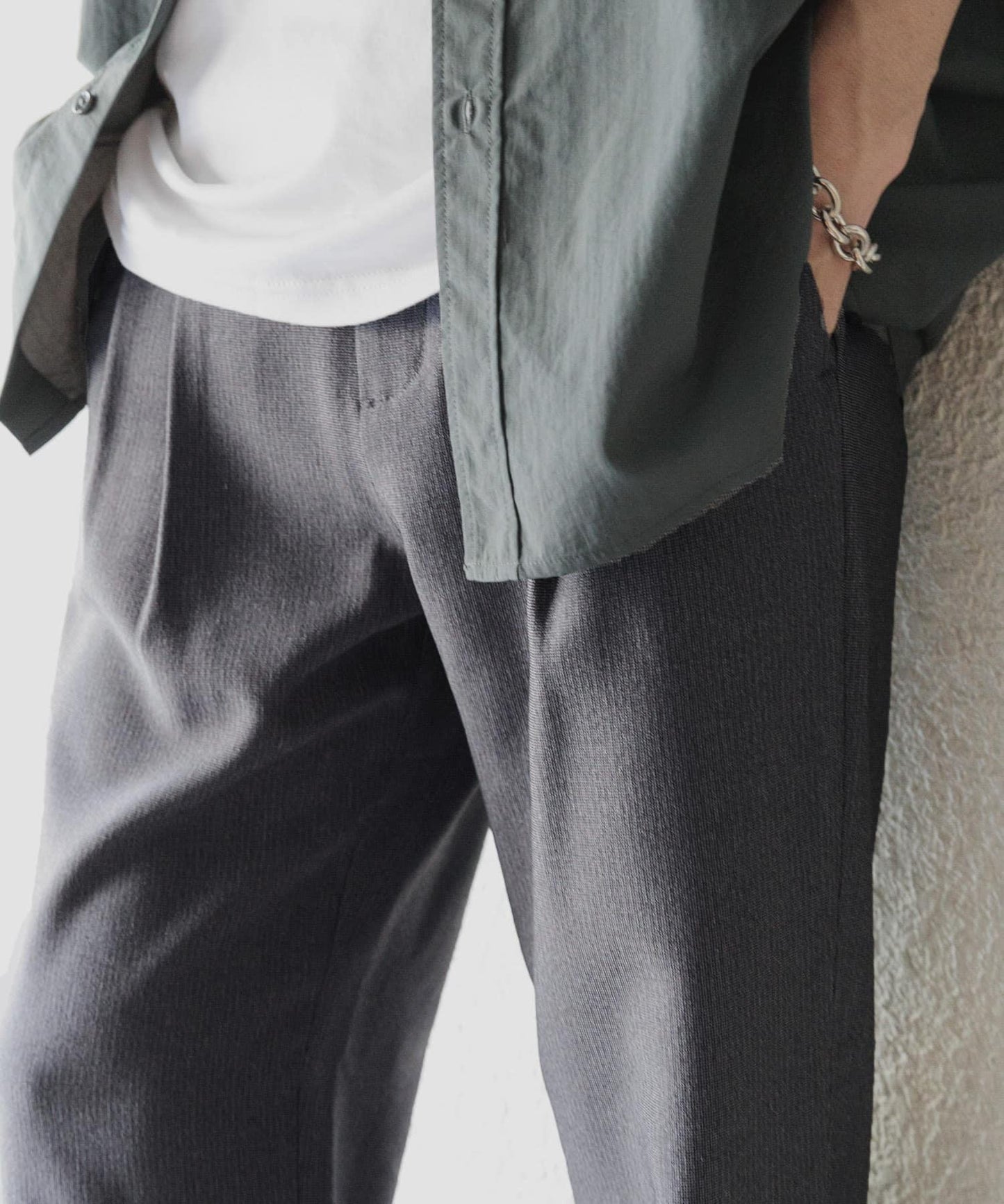 微格紋雙褶寬鬆西裝褲