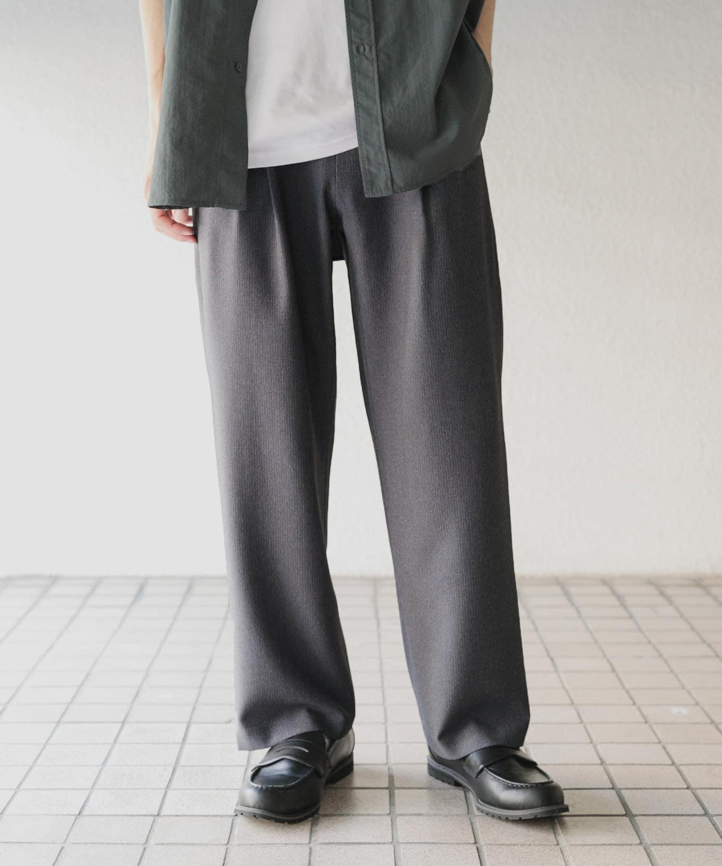 微格紋雙褶寬鬆西裝褲