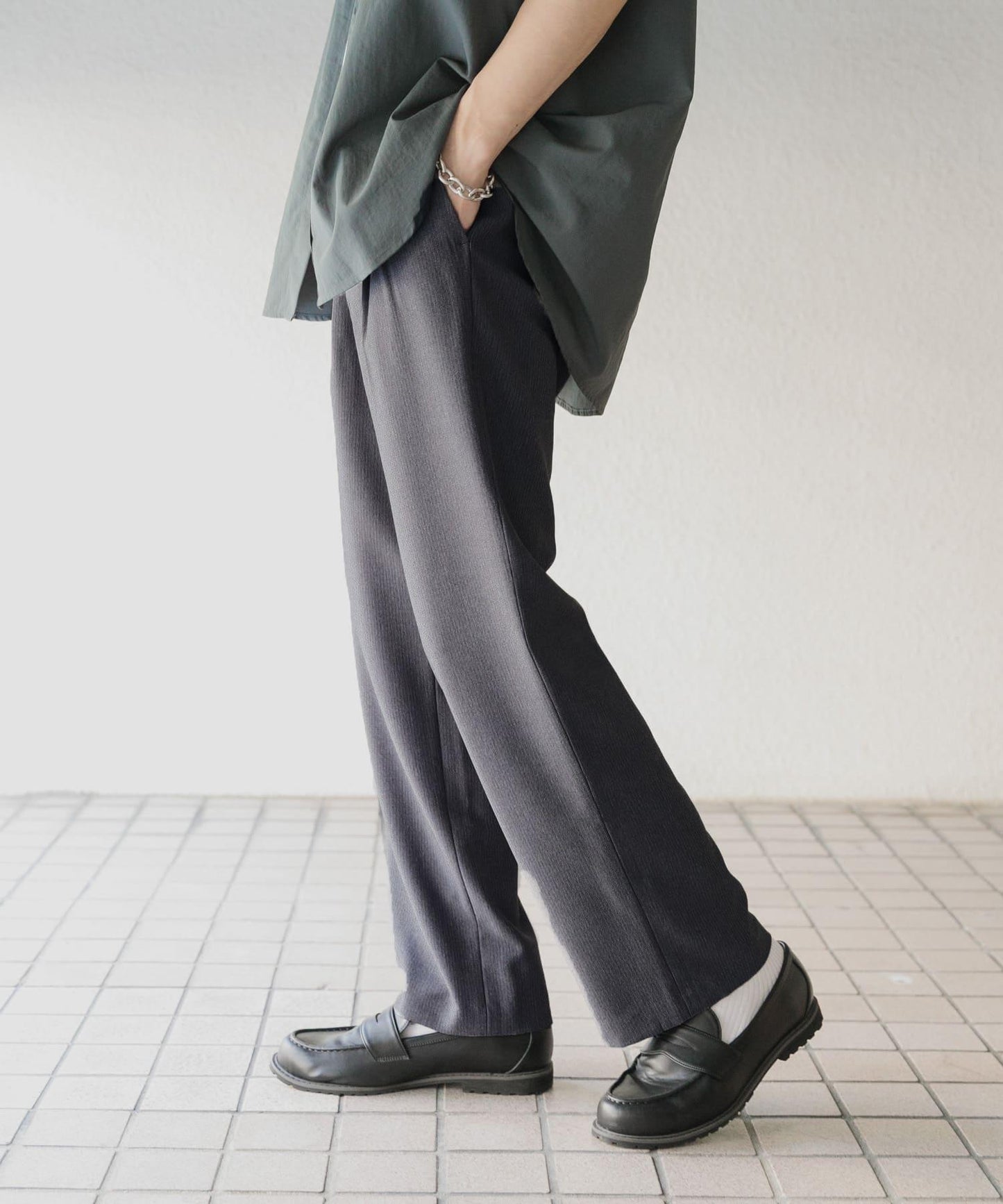 微格紋雙褶寬鬆西裝褲